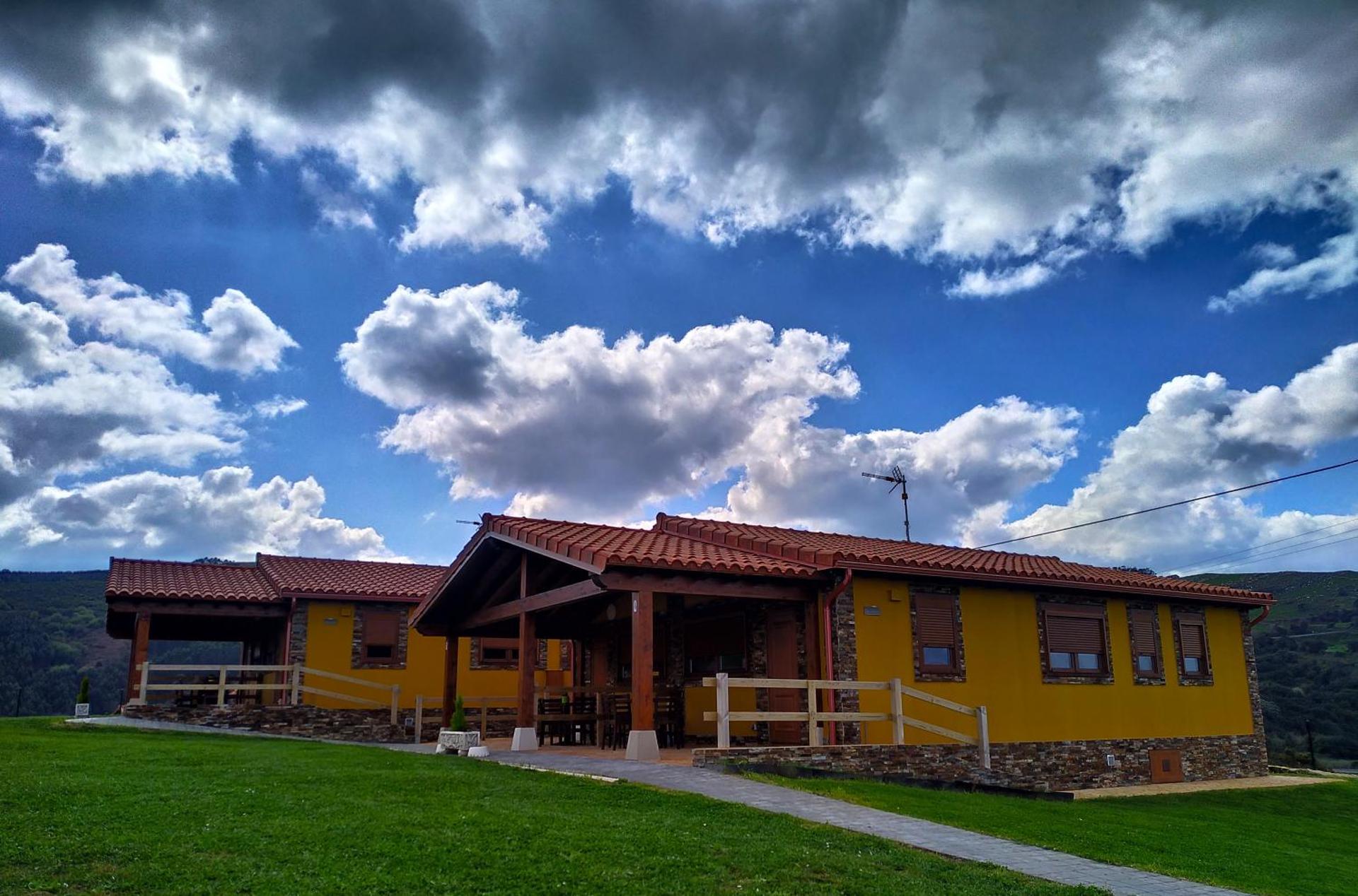 Apartamentos El Prau