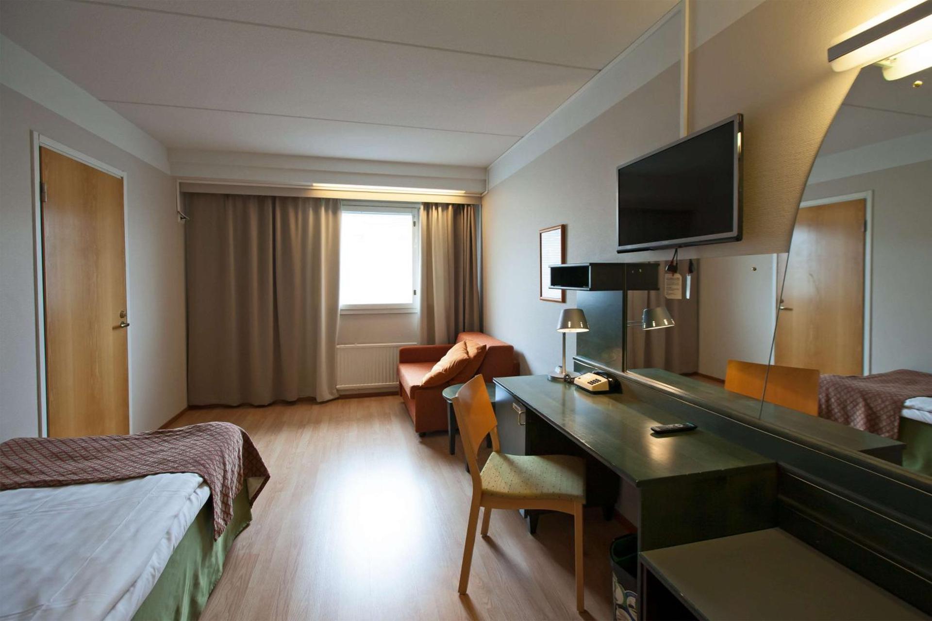 Photo of the whole room