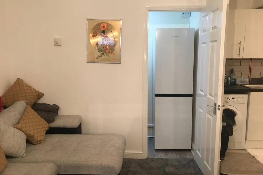 Tranquil Welsh Mountain Gem, Abertillery, Wales