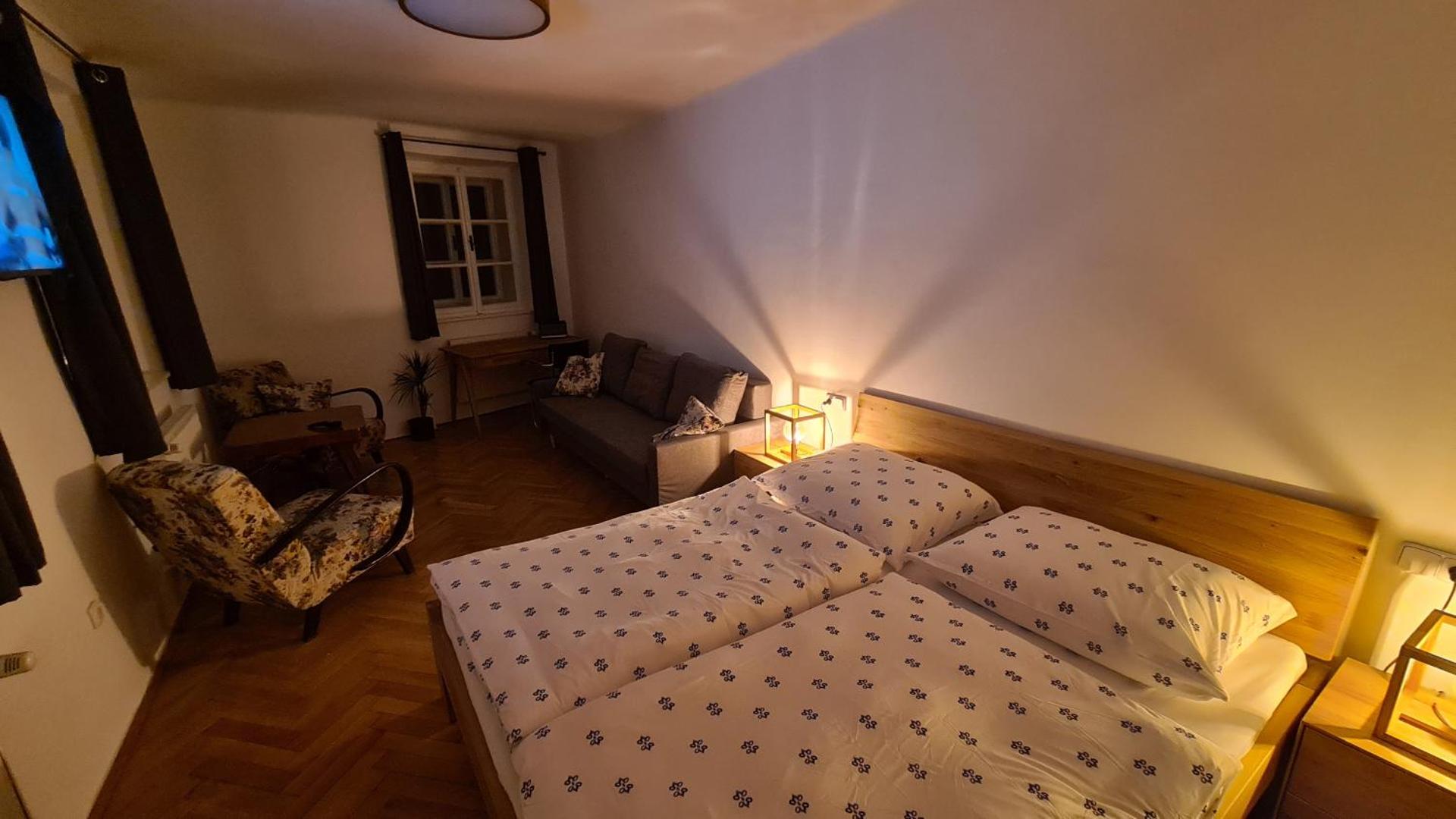 Photo of the whole room