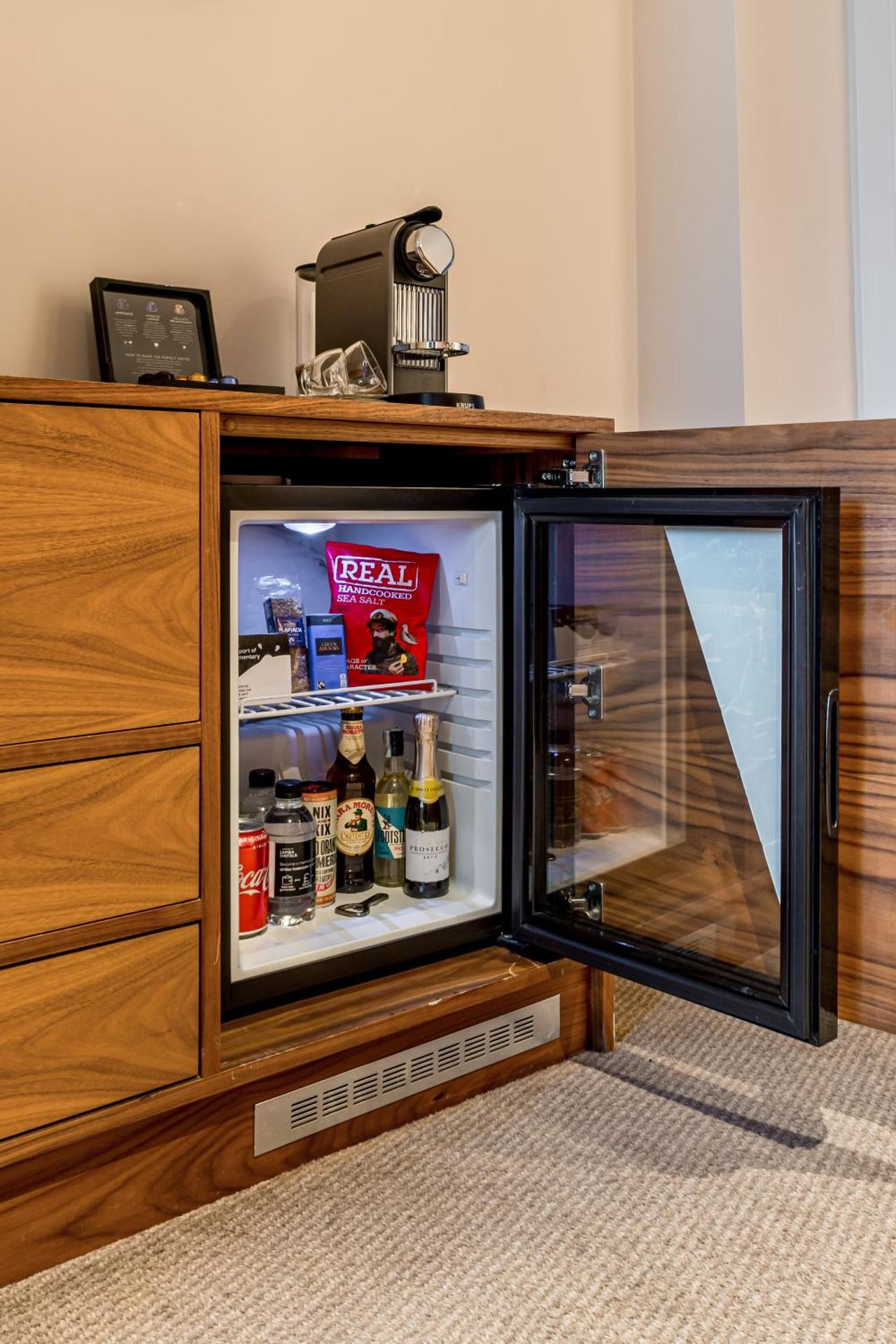 Coffee/tea facilities