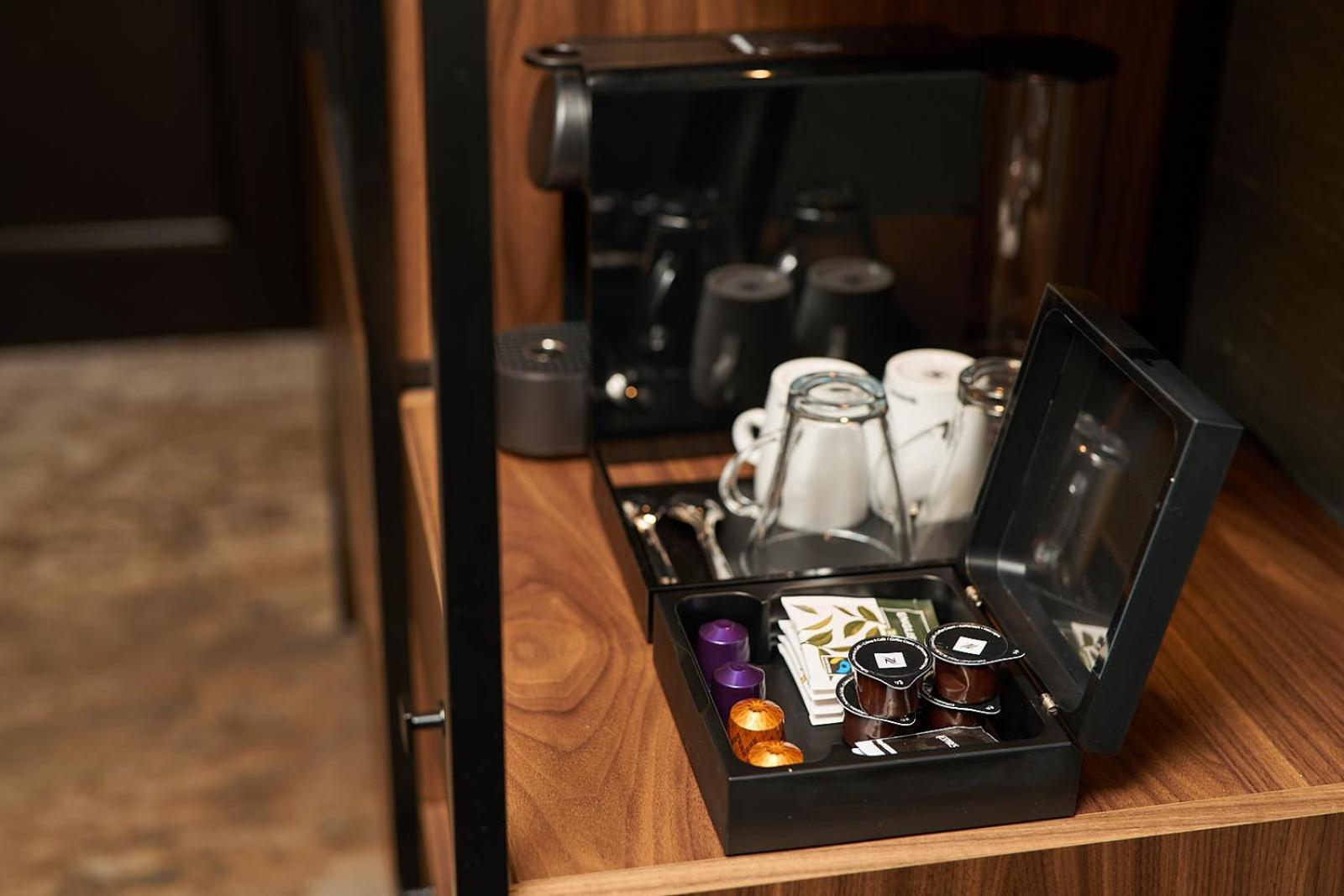 Coffee/tea facilities