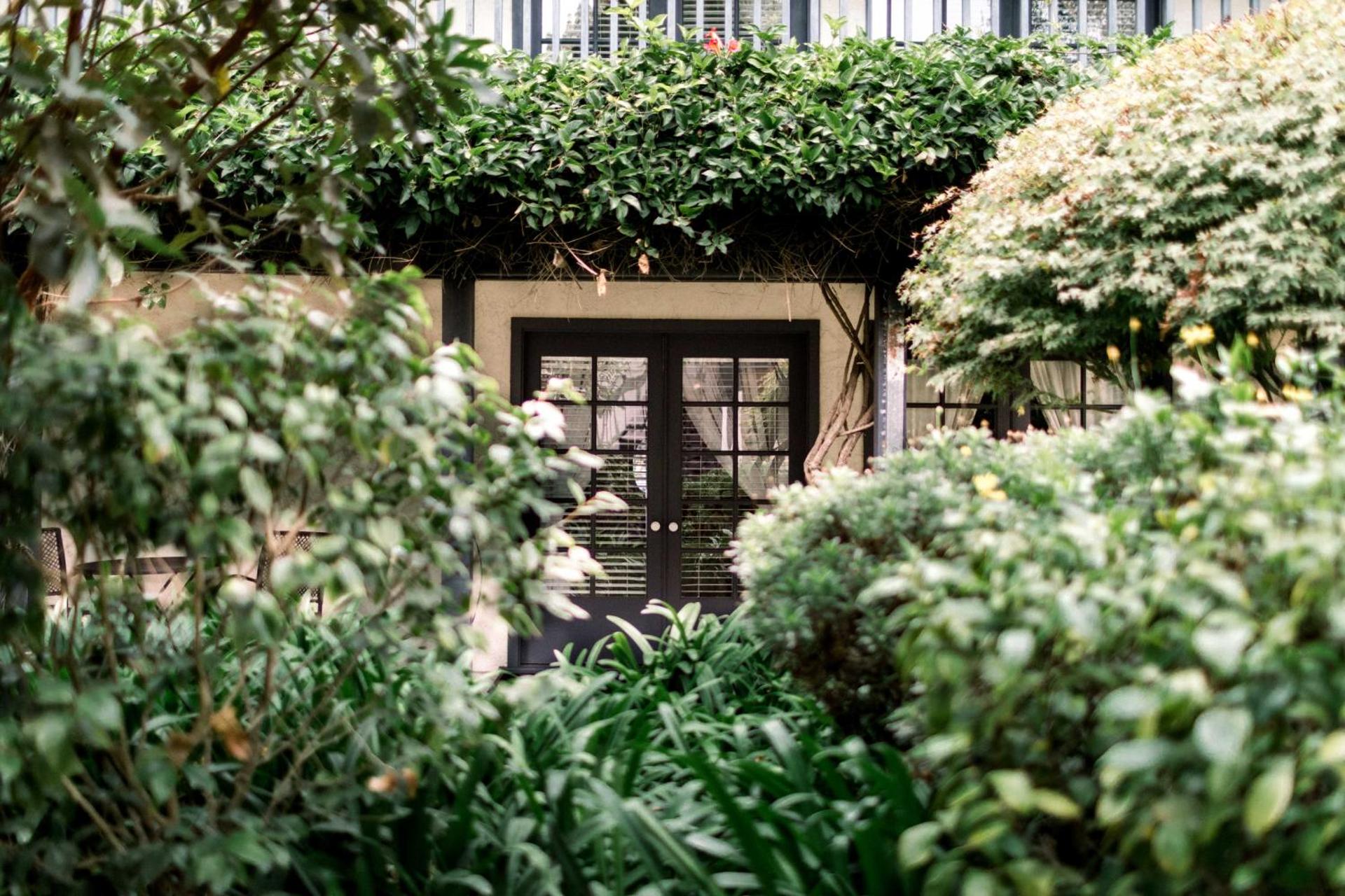 Inner courtyard view