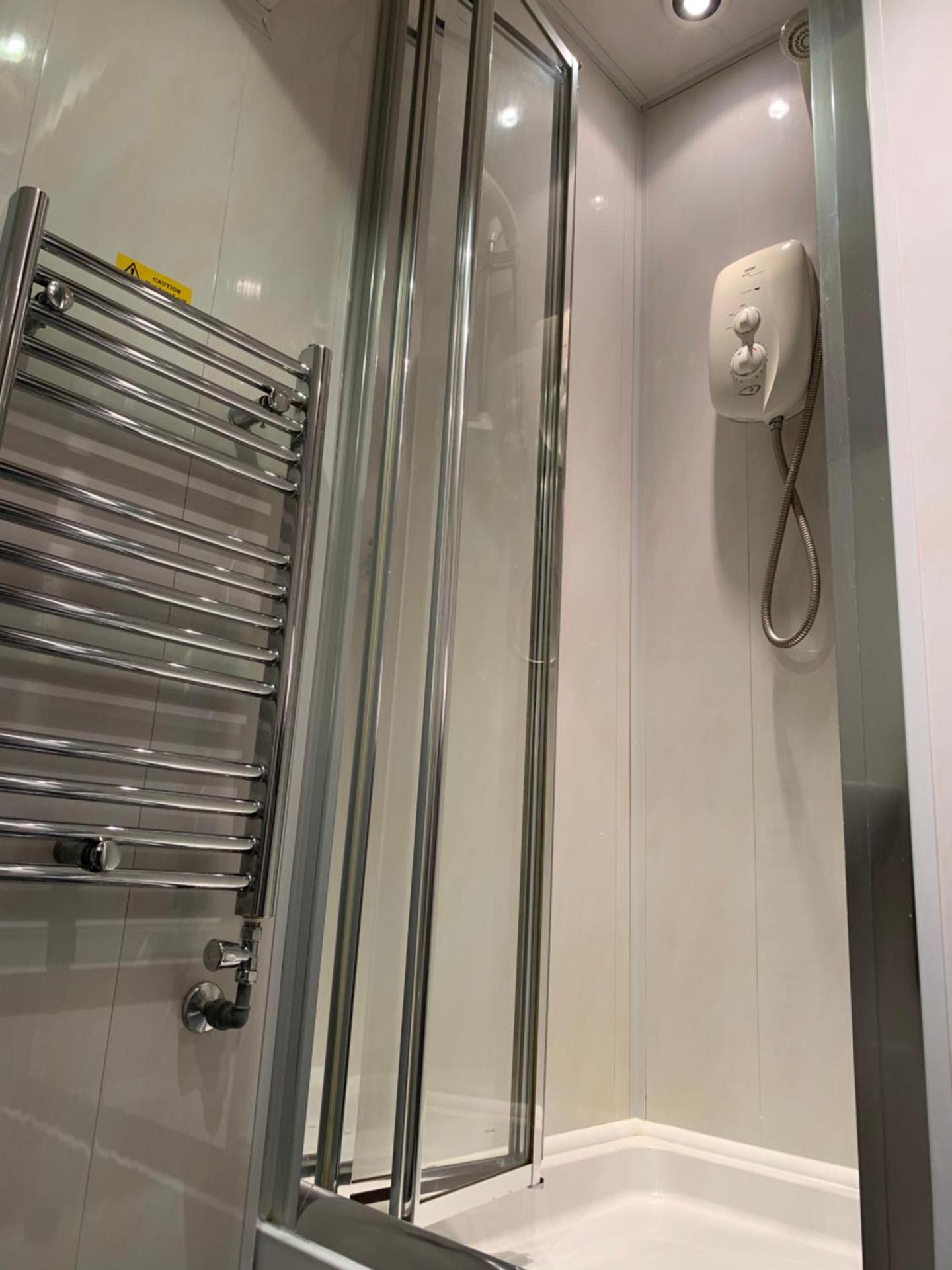 Budget Double Room with Shared Bathroom