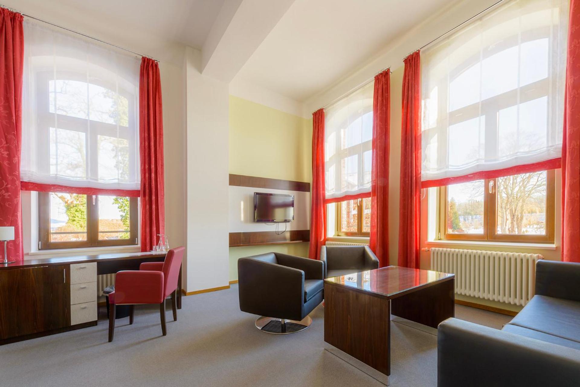 Photo of the whole room