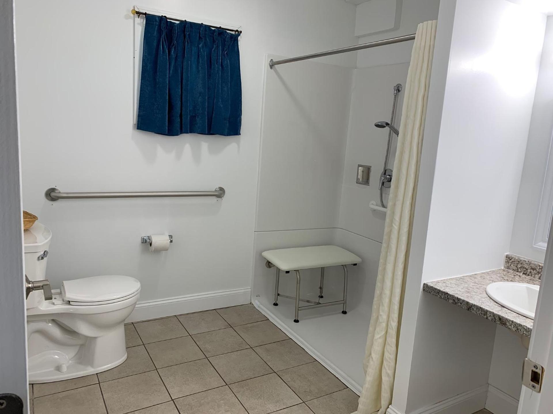 Brookside Inn & Cottages