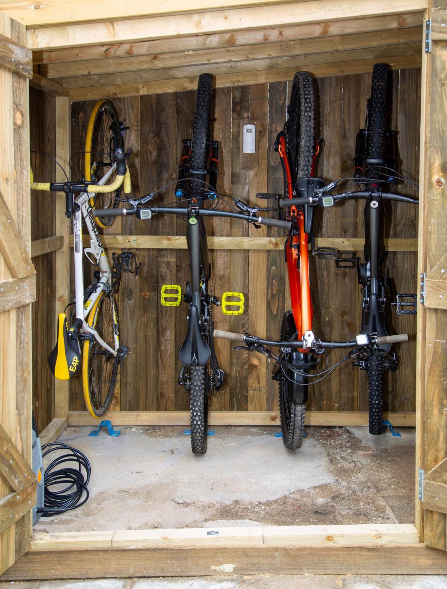 Family friendly, Modern House just 1m from Bike Park Wales