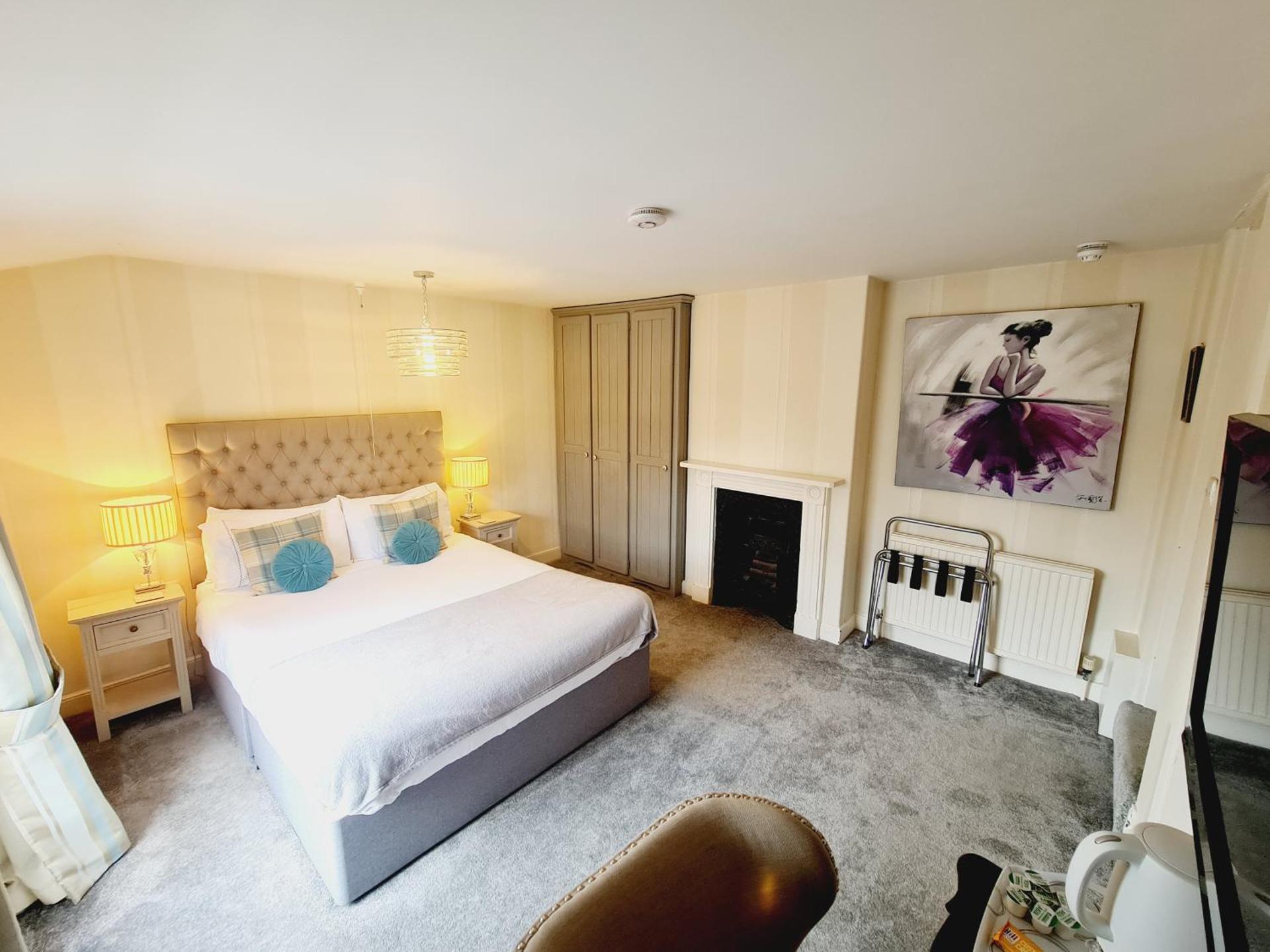 Beaufort Lodge - Central Location & Free Parking