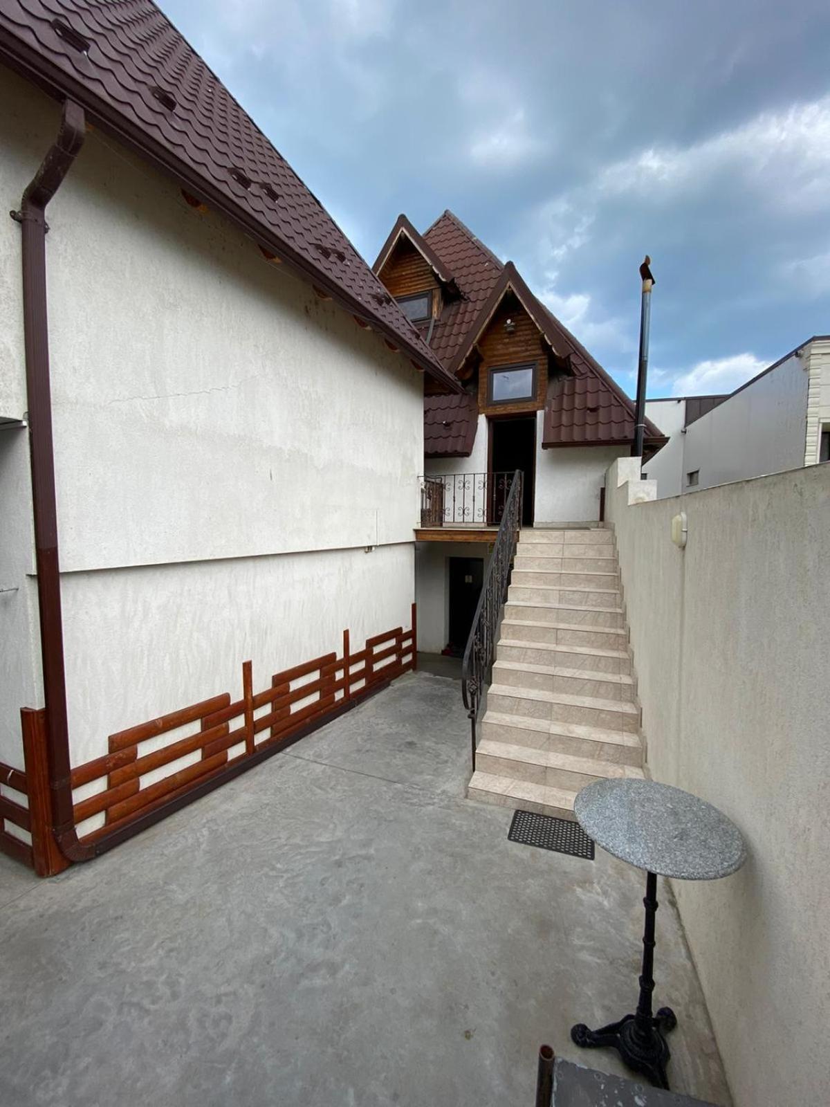 Inner courtyard view