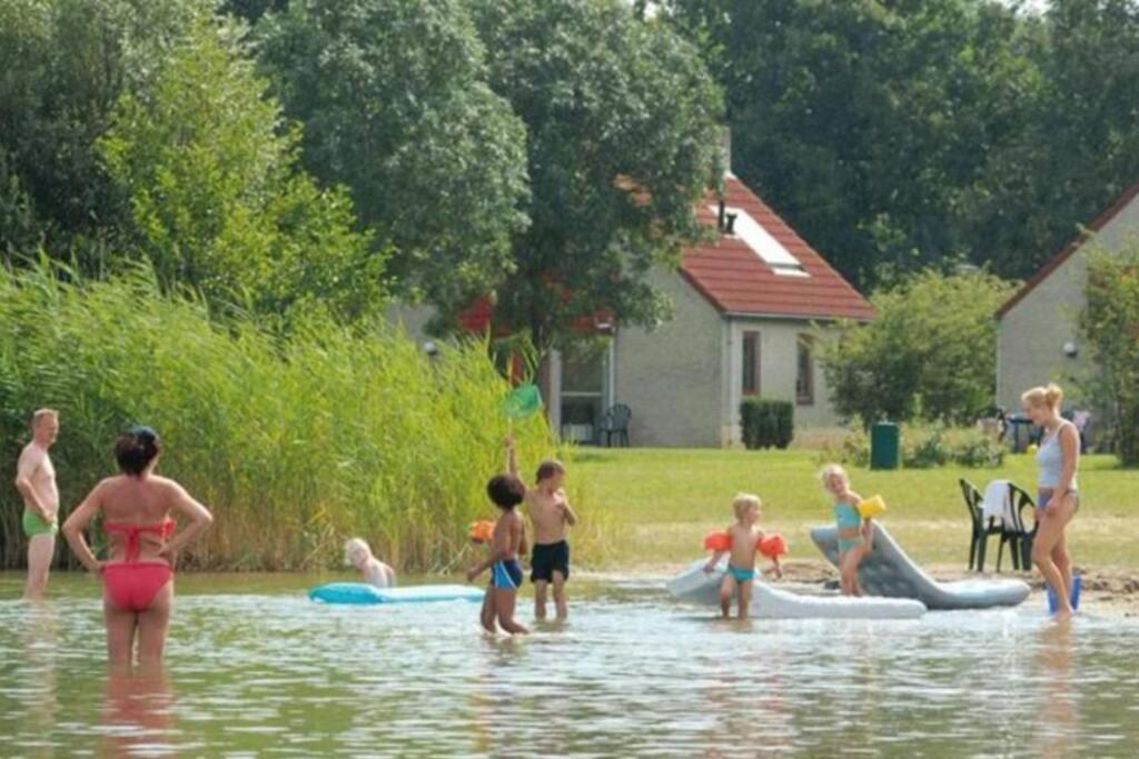 Gezellige vakantiewoning met sauna in Ewijk bij Nijmegen - recreational only no workers