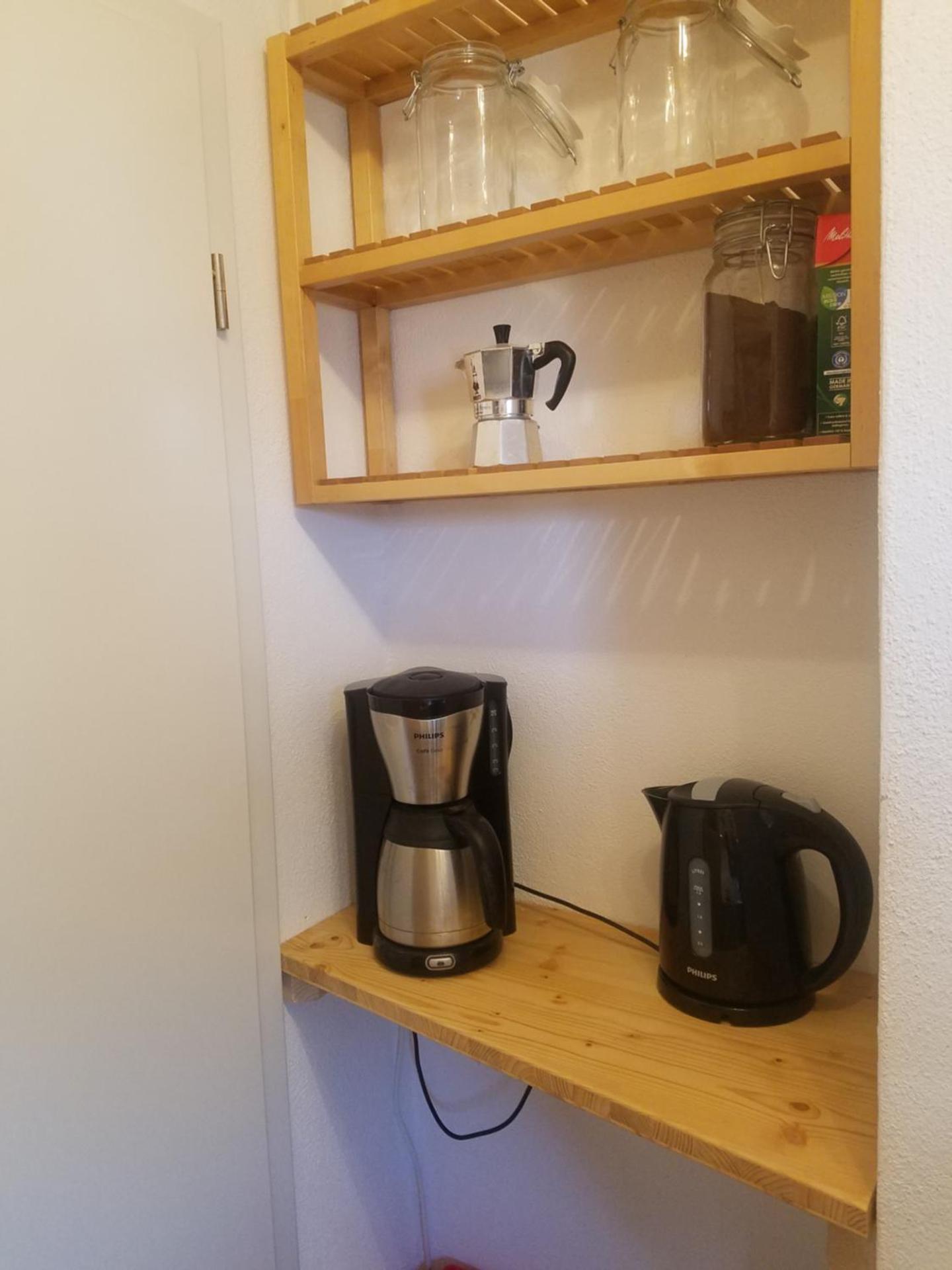 Coffee/tea facilities
