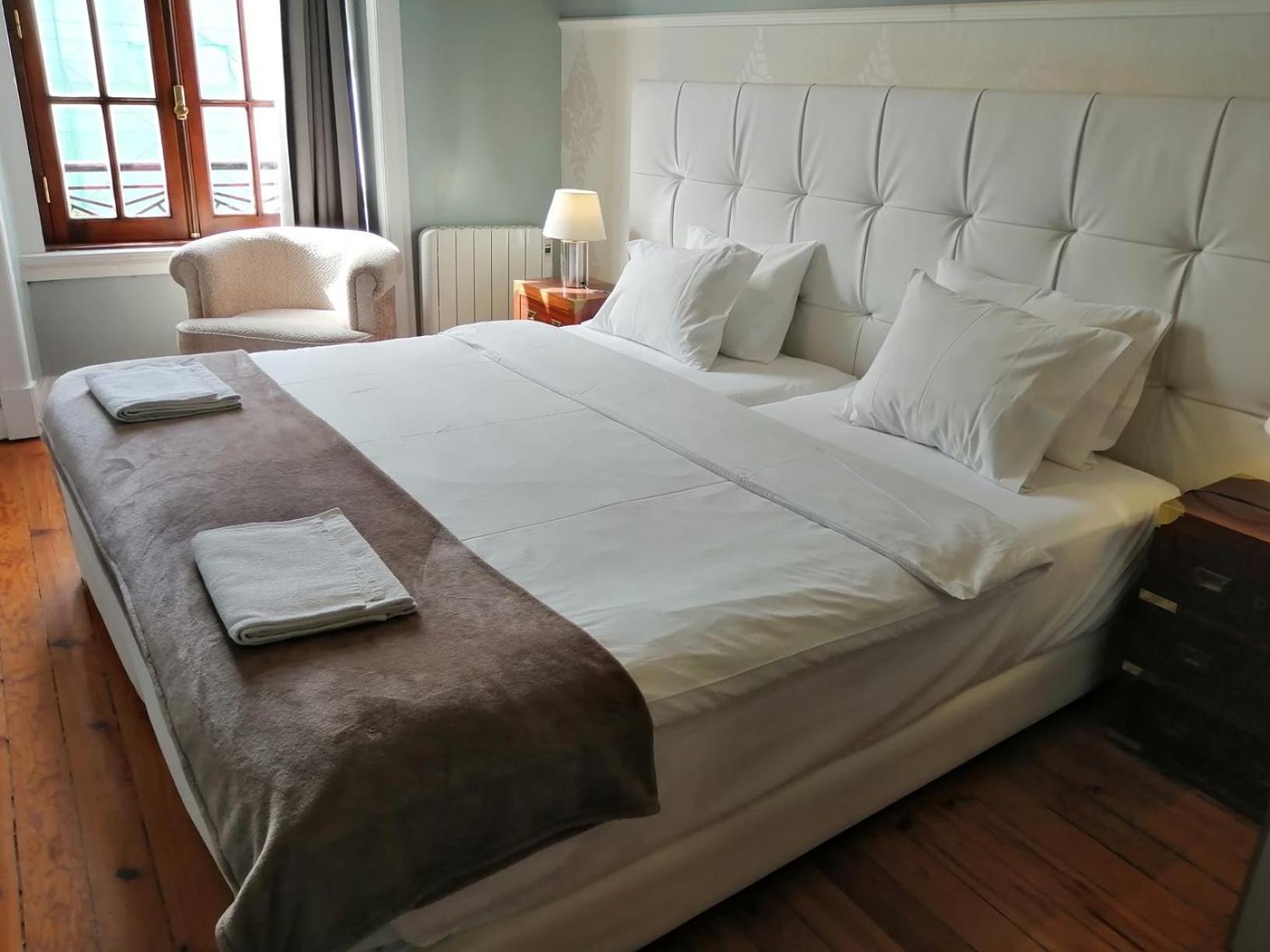 Basic Triple Room with Shared Bathroom