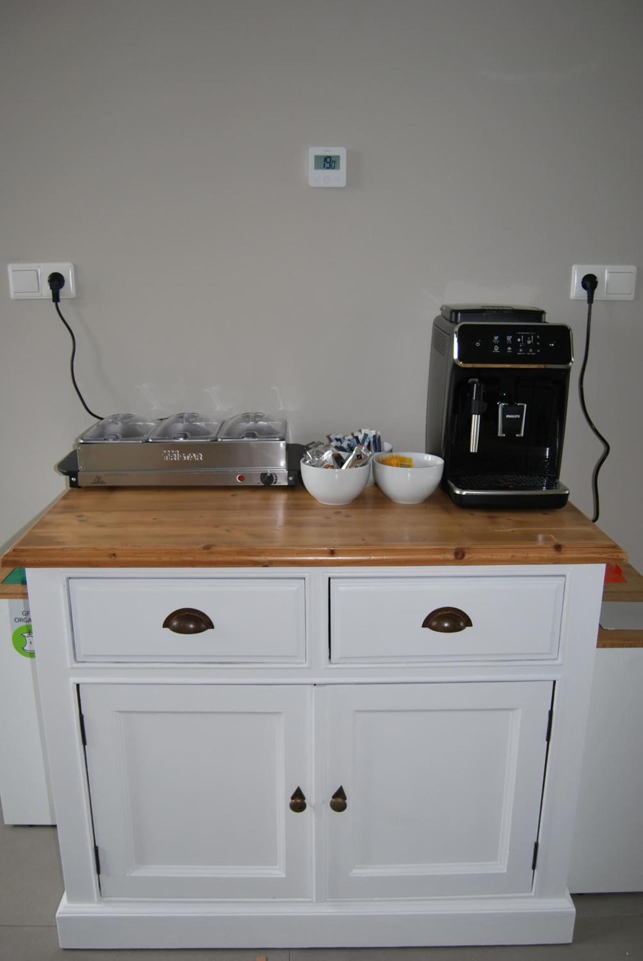 Coffee/tea facilities
