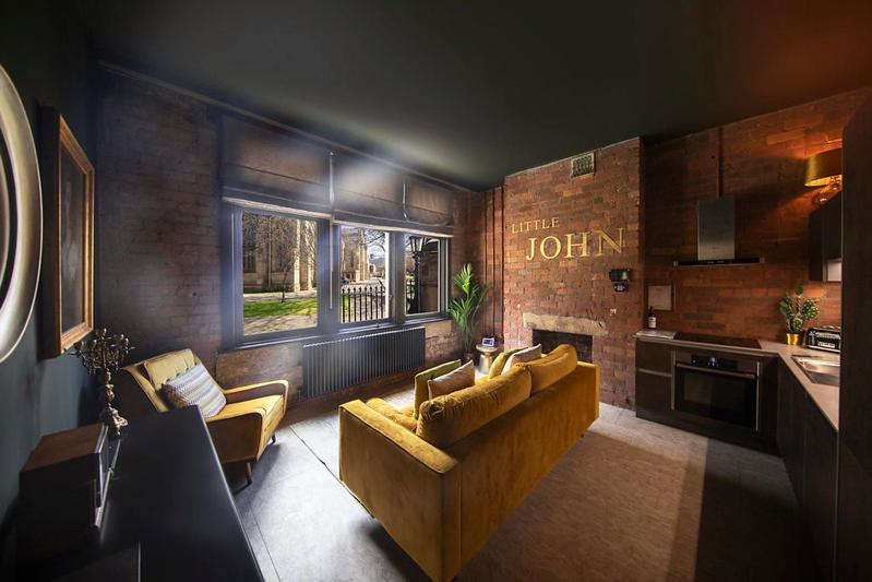 Little John - One bedroom, Ground Floor Apartment with Bath