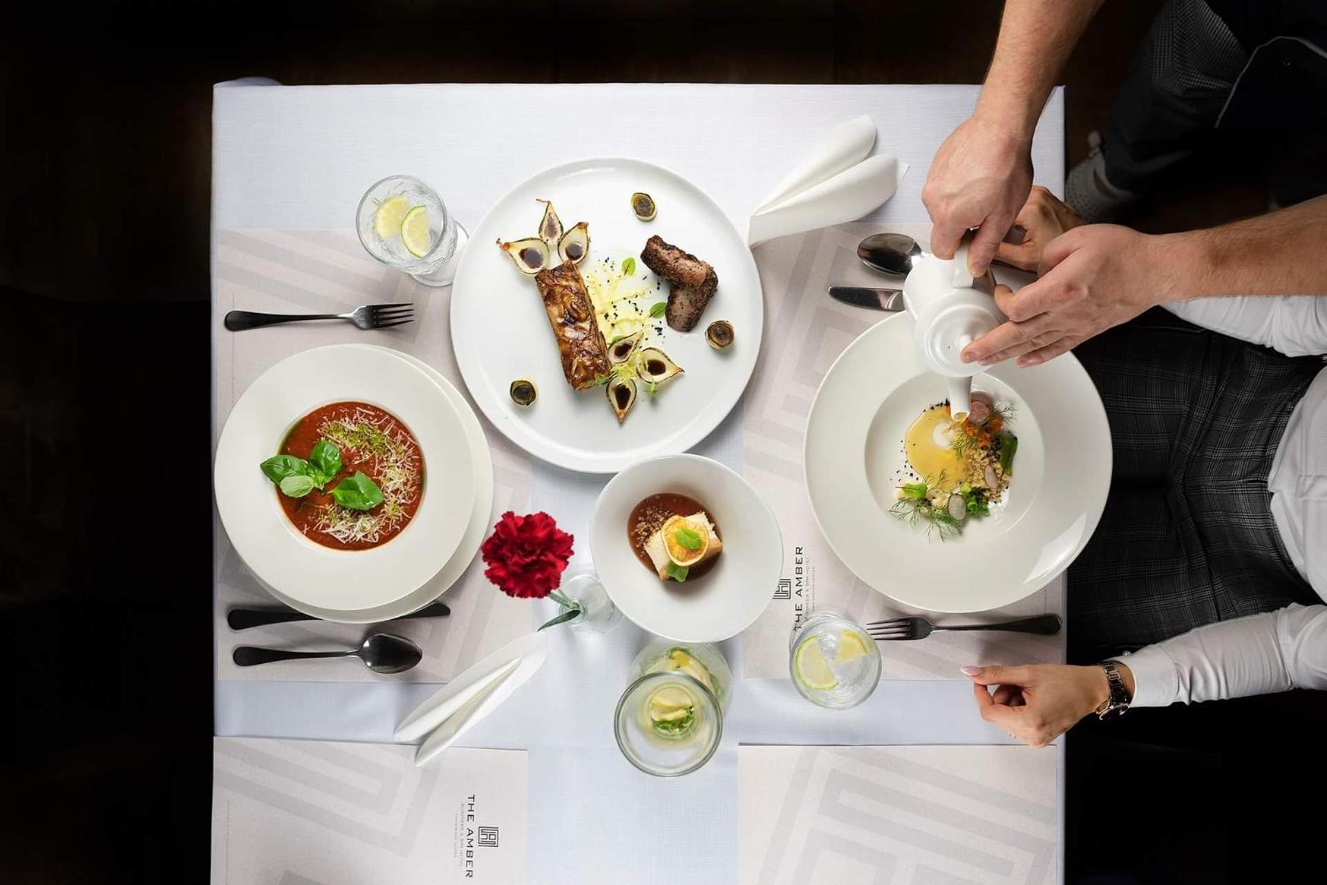 Restaurant/places to eat