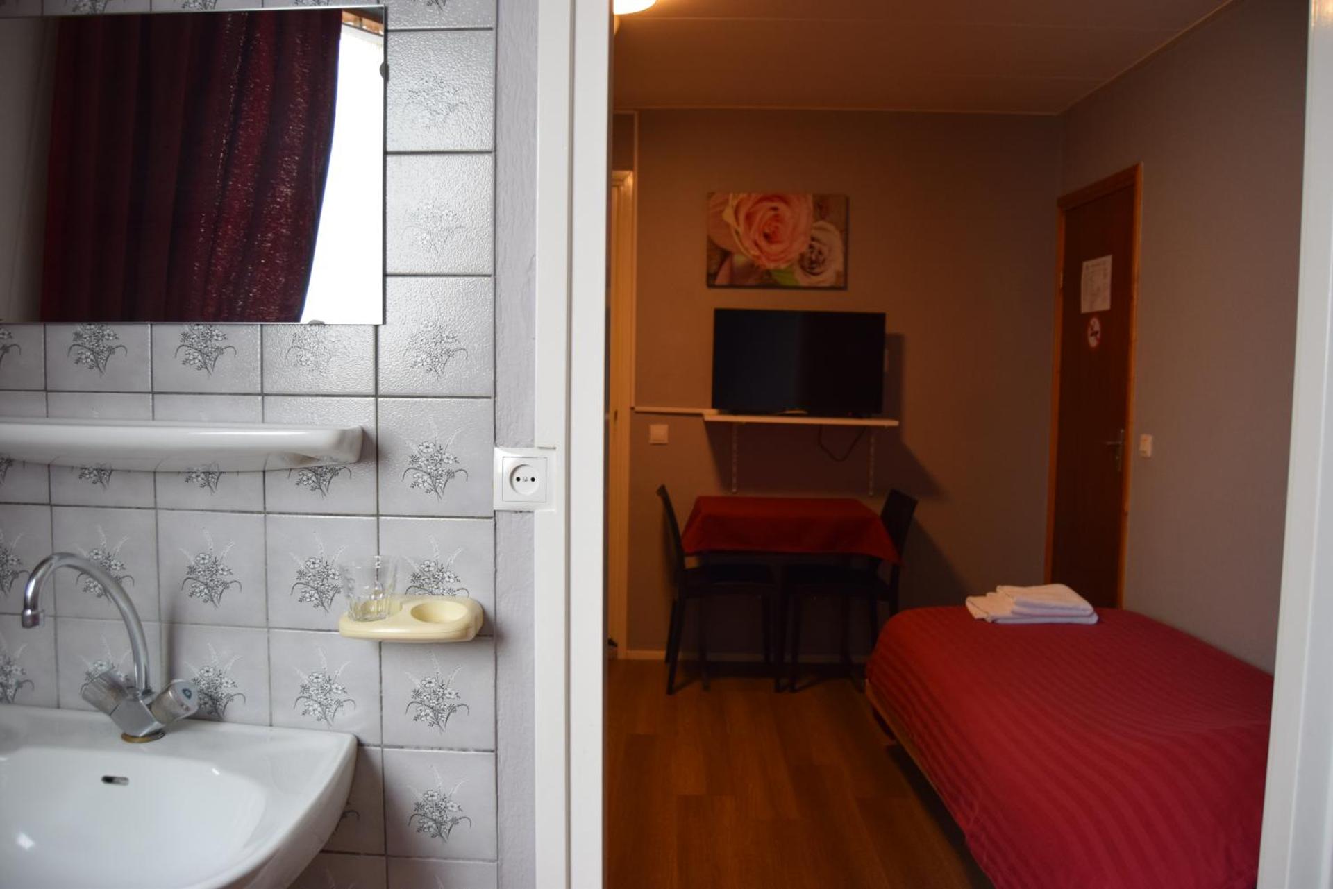 Triple Room with Private Bathroom