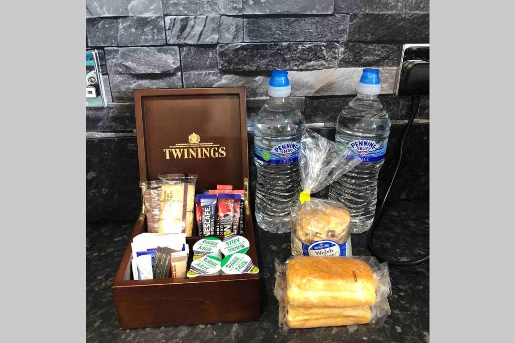 CockleDora, A Luxury Ground Floor Beachfront Apartment