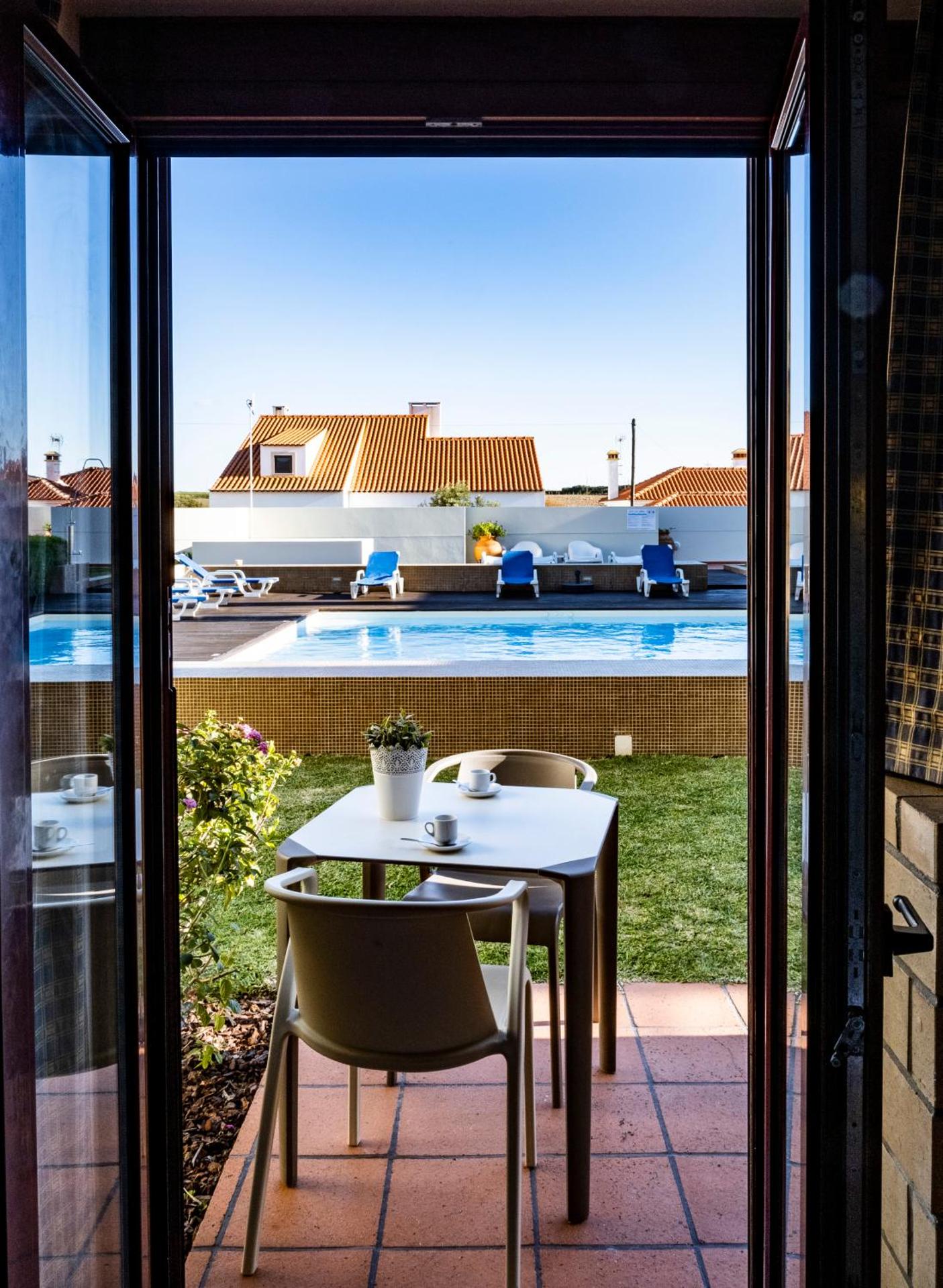 Hotel Apartamento Porto Covo