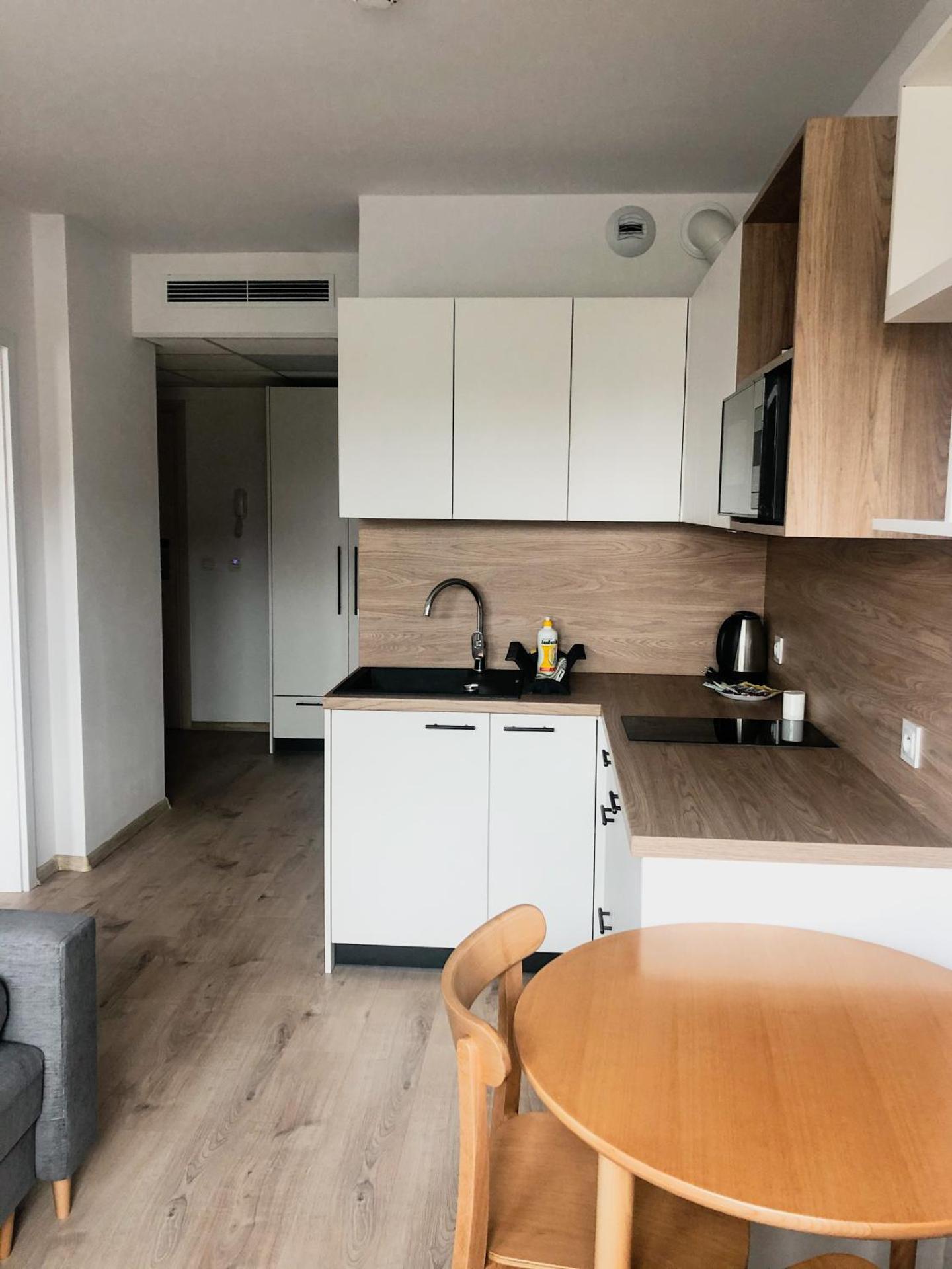 Kitchen or kitchenette