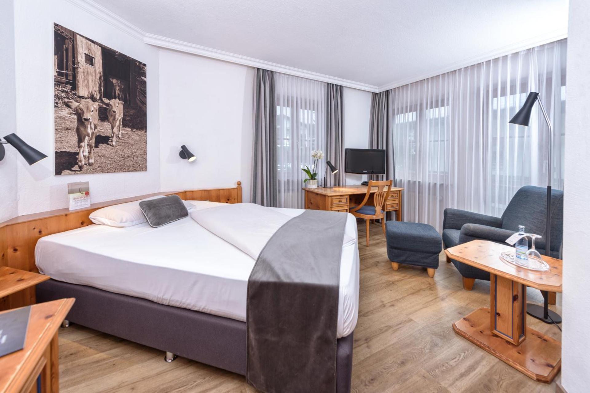 Photo of the whole room