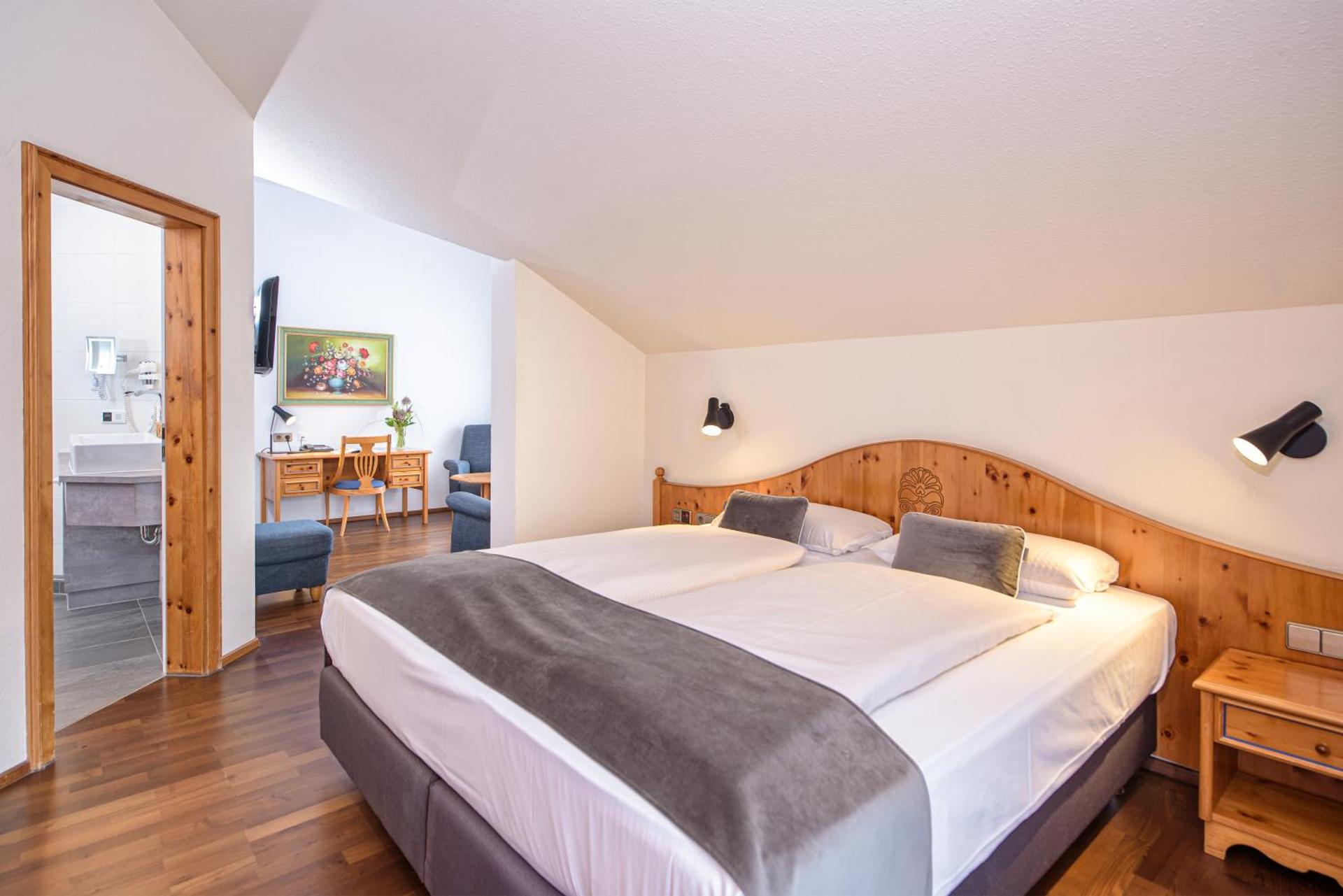 Photo of the whole room