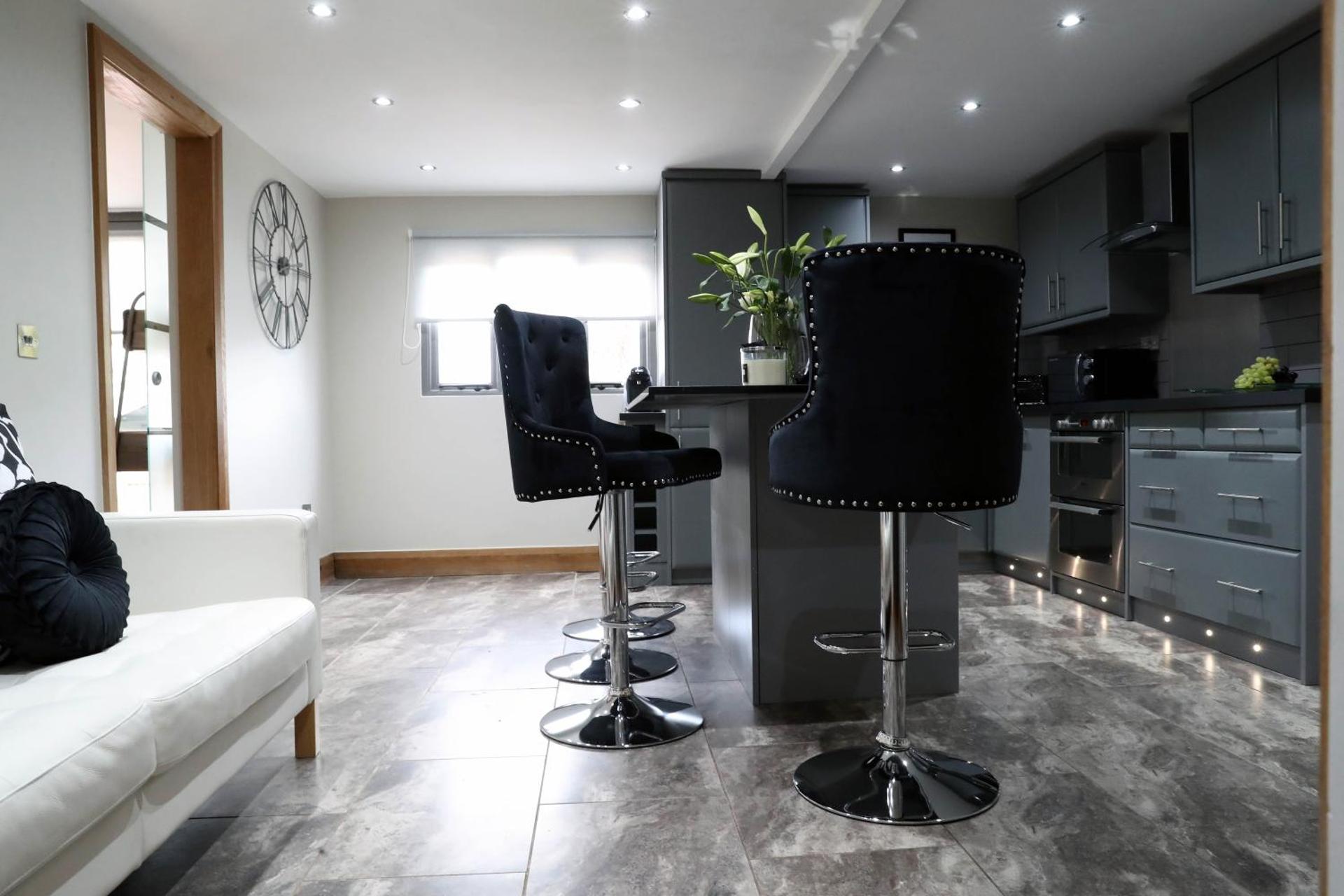 Pen-Y-Worlod Cottages