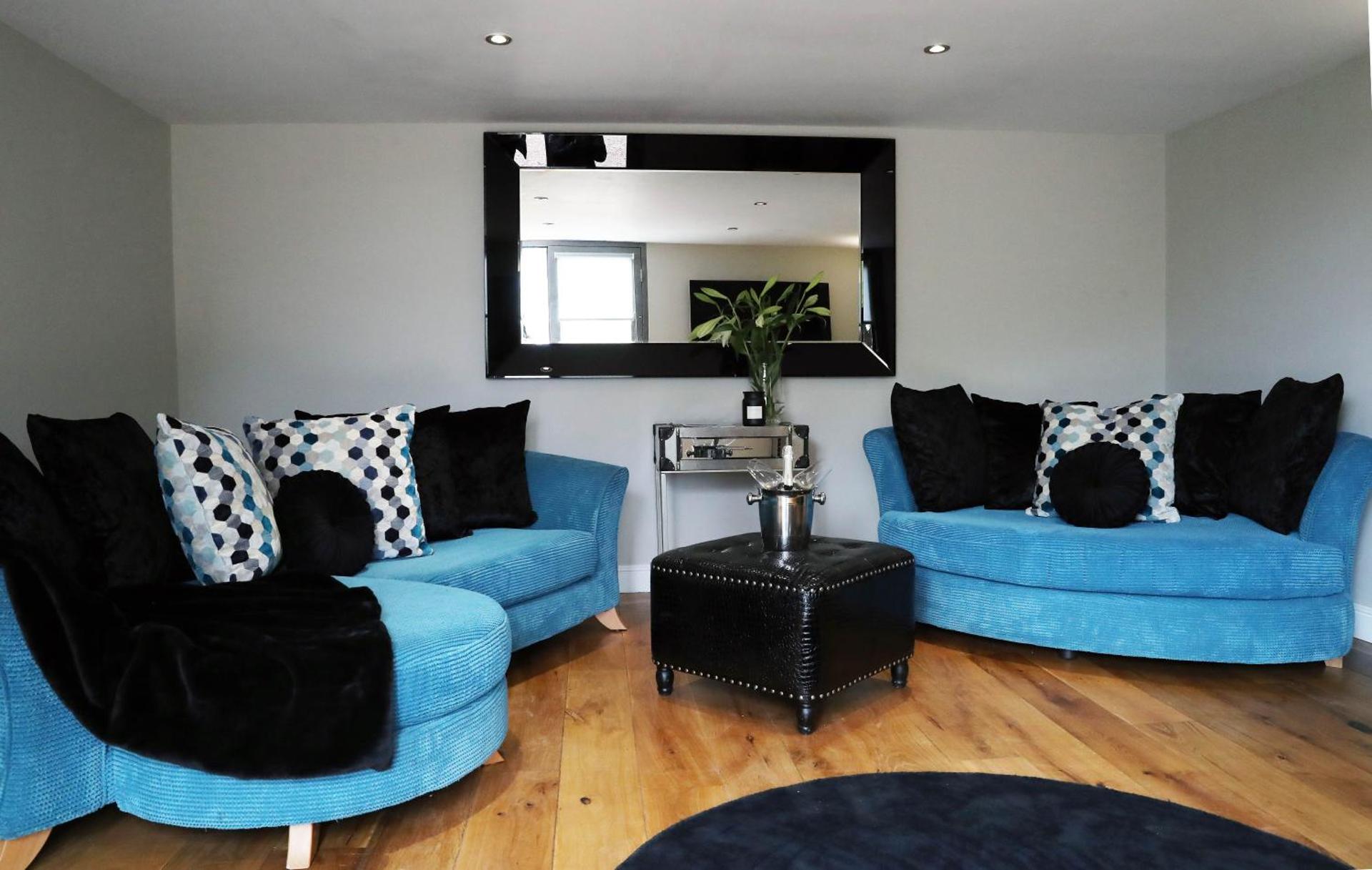 Pen-Y-Worlod Cottages