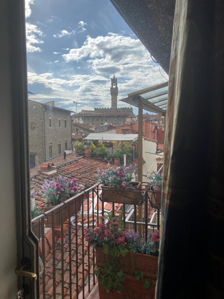 ATTICO IN PIAZZA SANTA CROCE