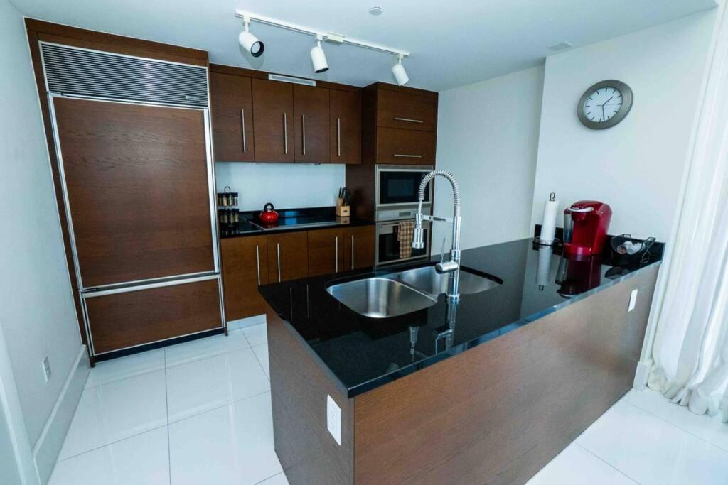 Icon Brickell -LUX 2 Bedroom with City & Bayview