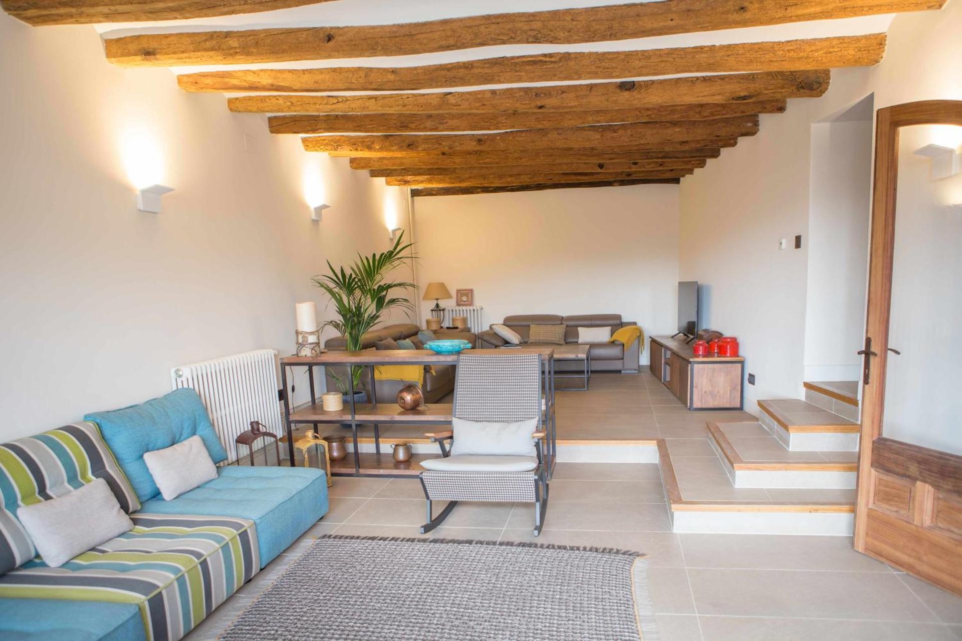 Casa rural Masia Les Apieres