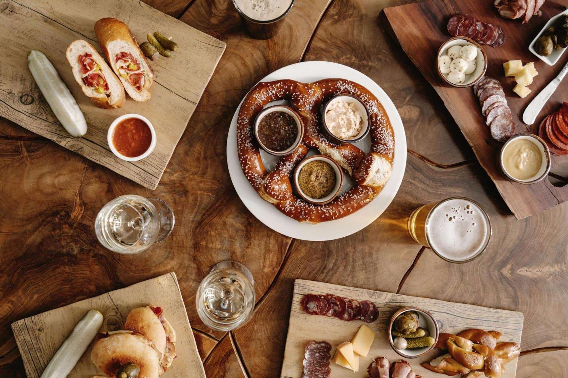 Restaurant/places to eat