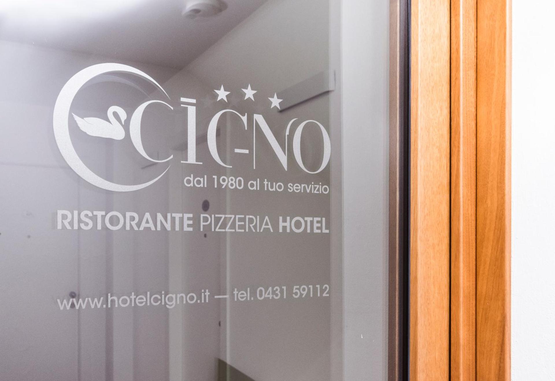 Hotel Residence - Il Giardino del Cigno