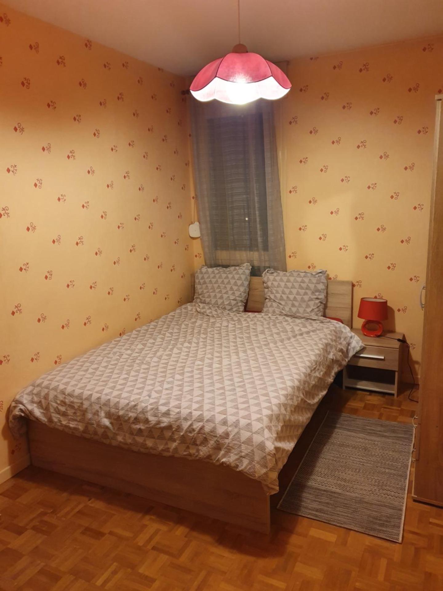 Dans grand appart de 113m2 proche Paris