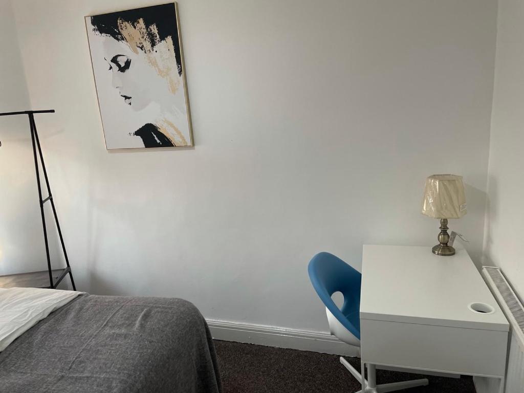 Potters Lodge, Oldham, Manchester by Edl Ventures Ltd