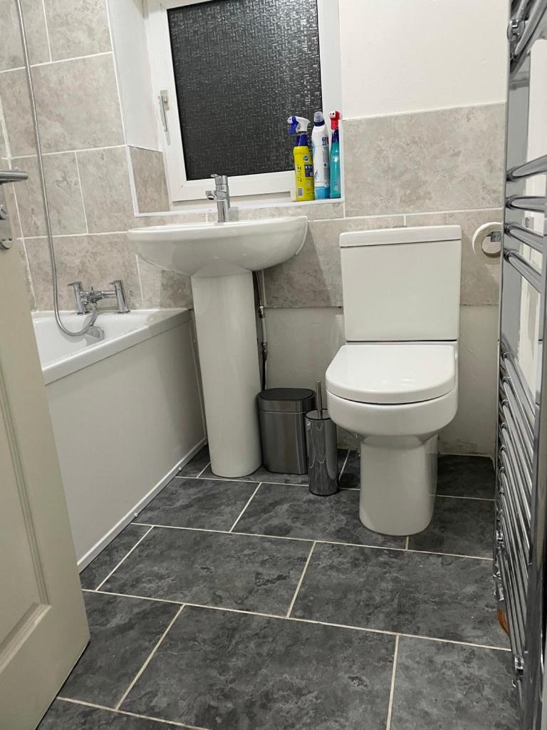 Potters Lodge, Oldham, Manchester by Edl Ventures Ltd