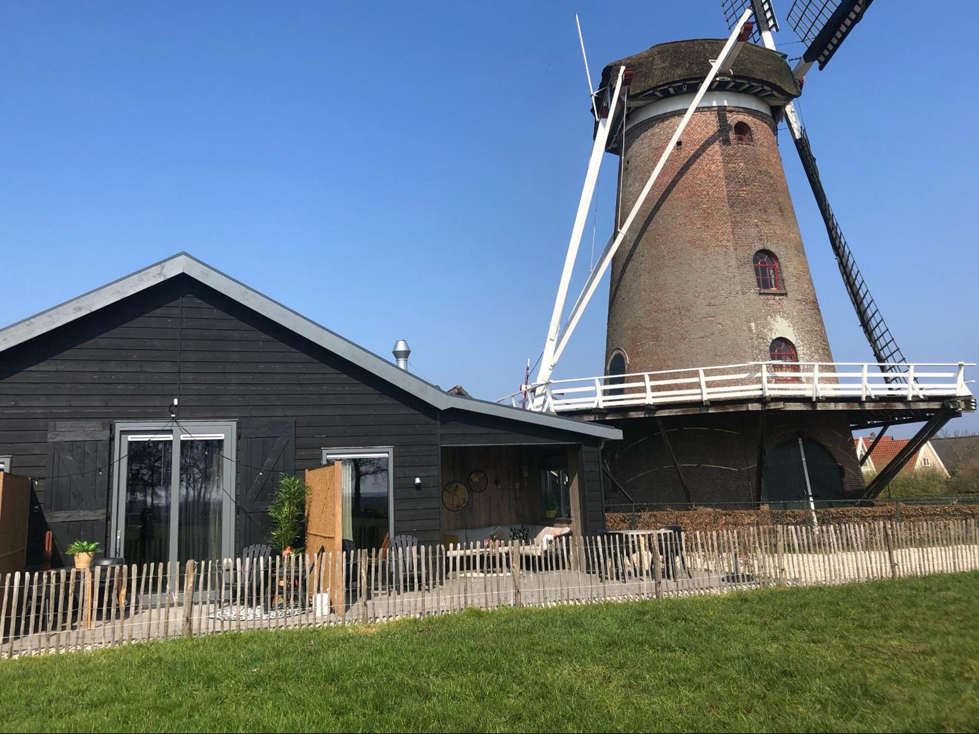 Onder de Molen