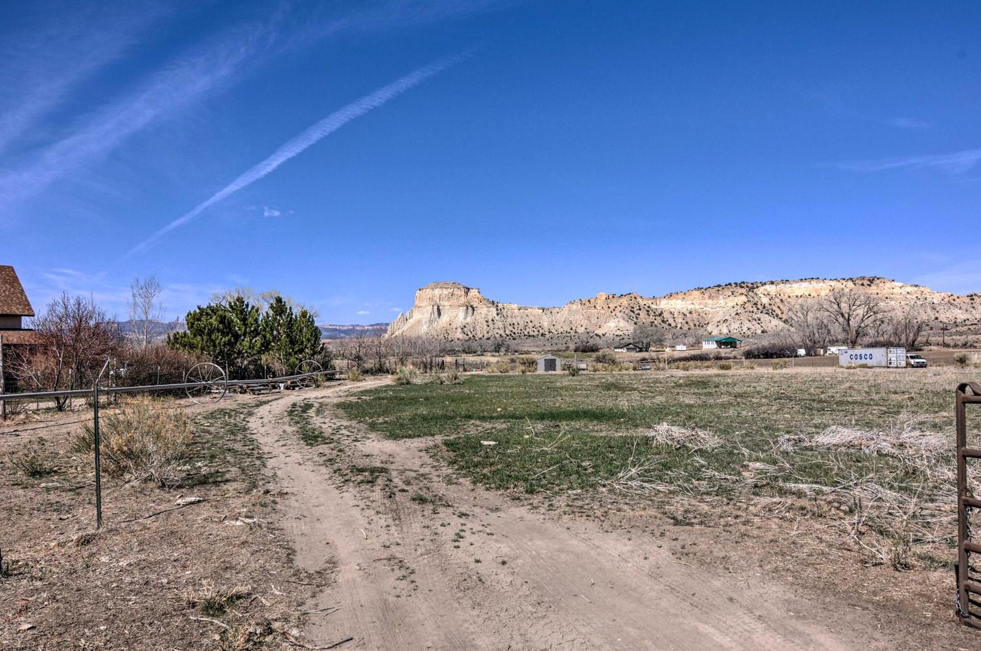 Cozy Home with Canyon Views 2 Mi to Grand Staircase