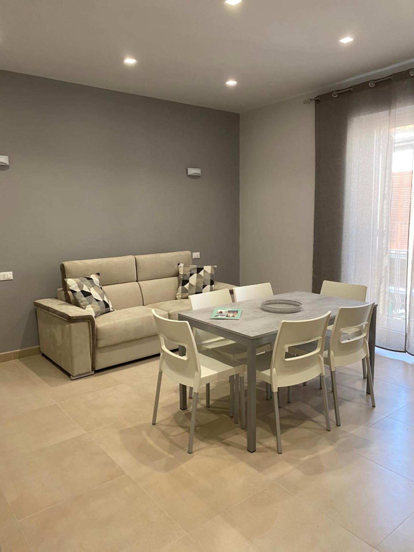 Plus welcome Gioiosa Marea Gelsomini-Gerani