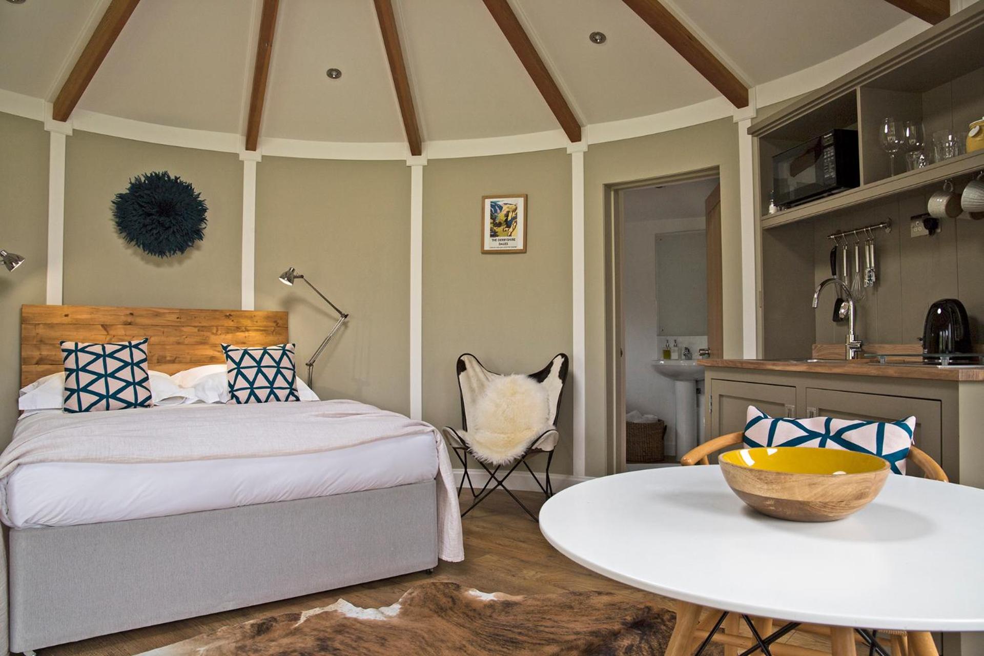 Nether Farm Roundhouses - Henmore Water & Sturston Winds with hot tubs - Bradley Wood no hot tub