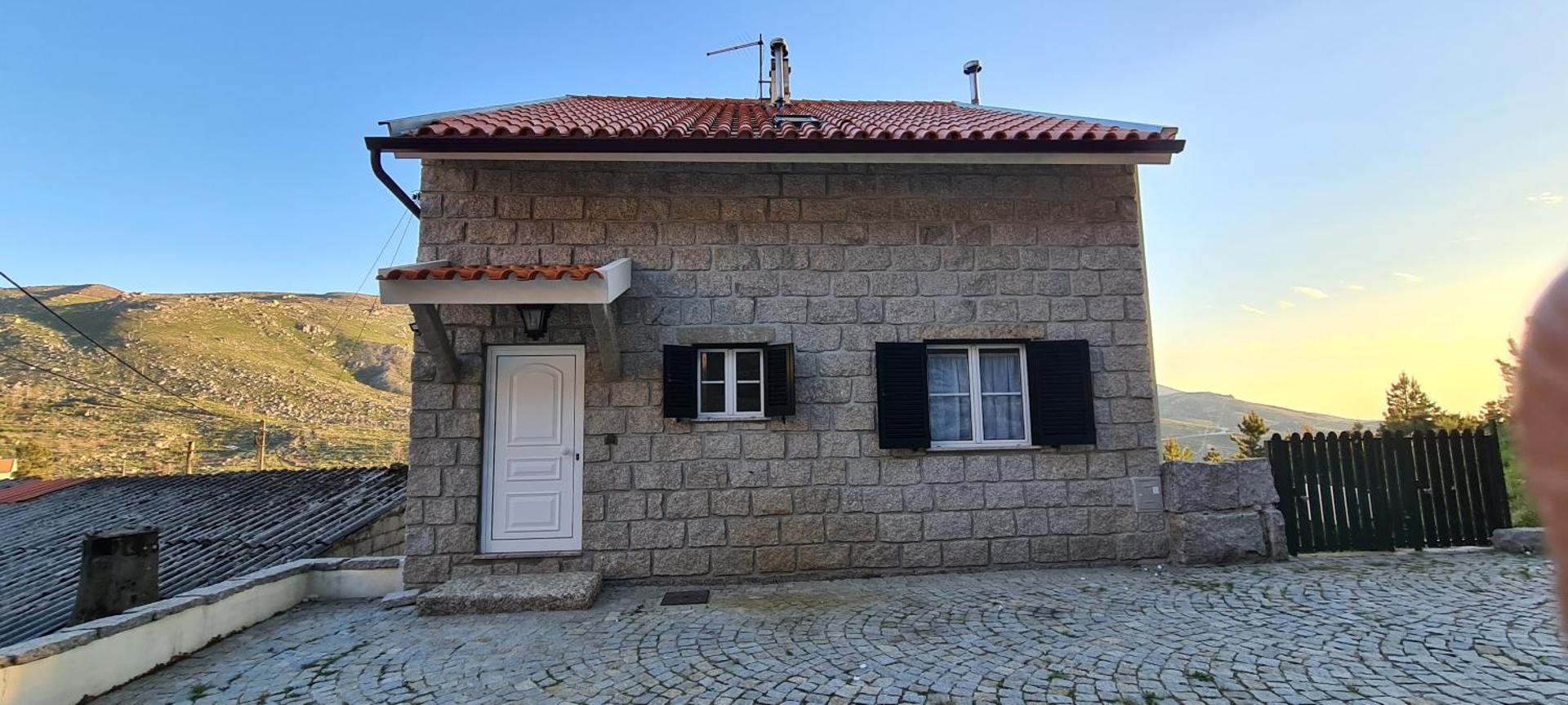 Casa na Serra, Sabugueiro