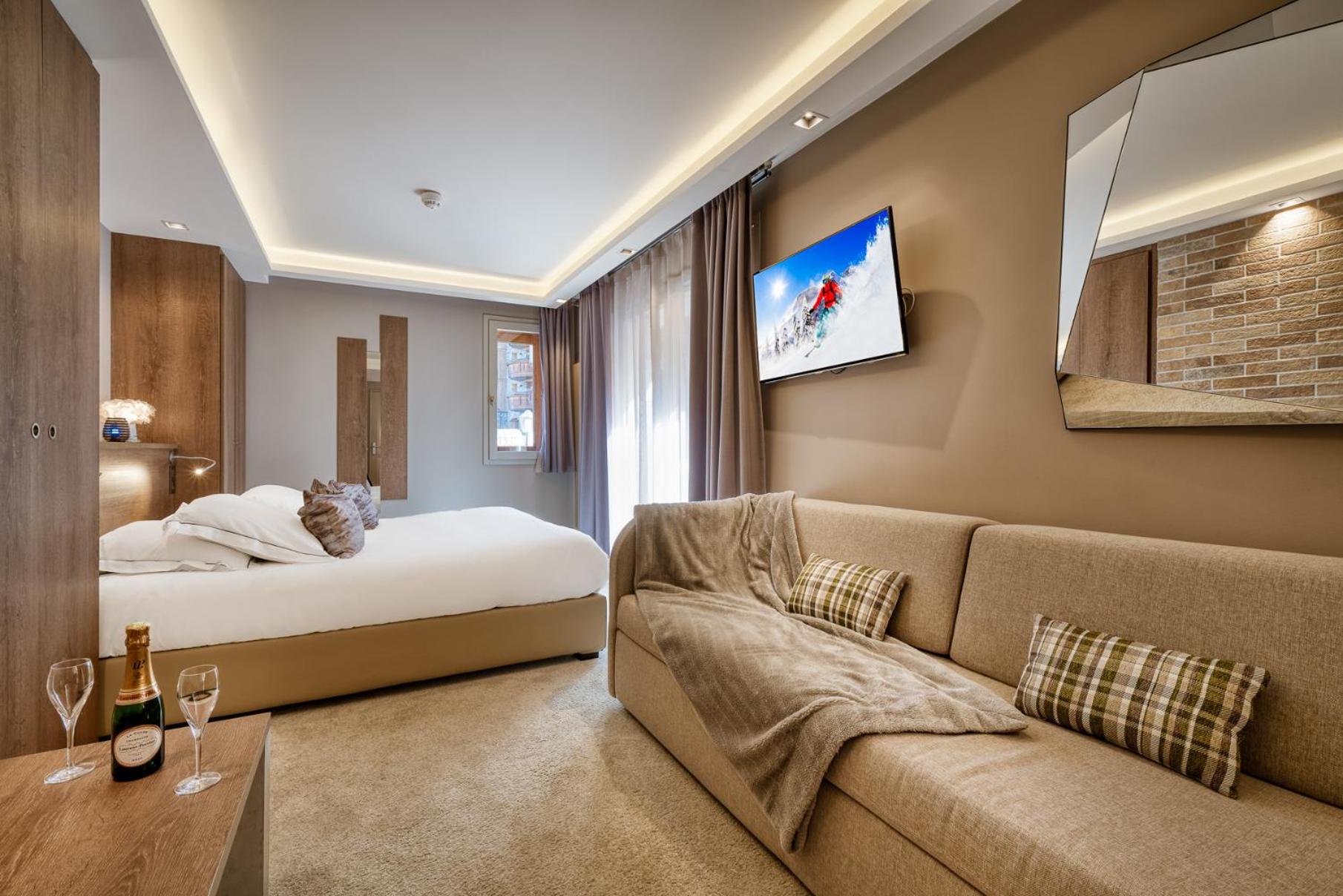 Photo of the whole room