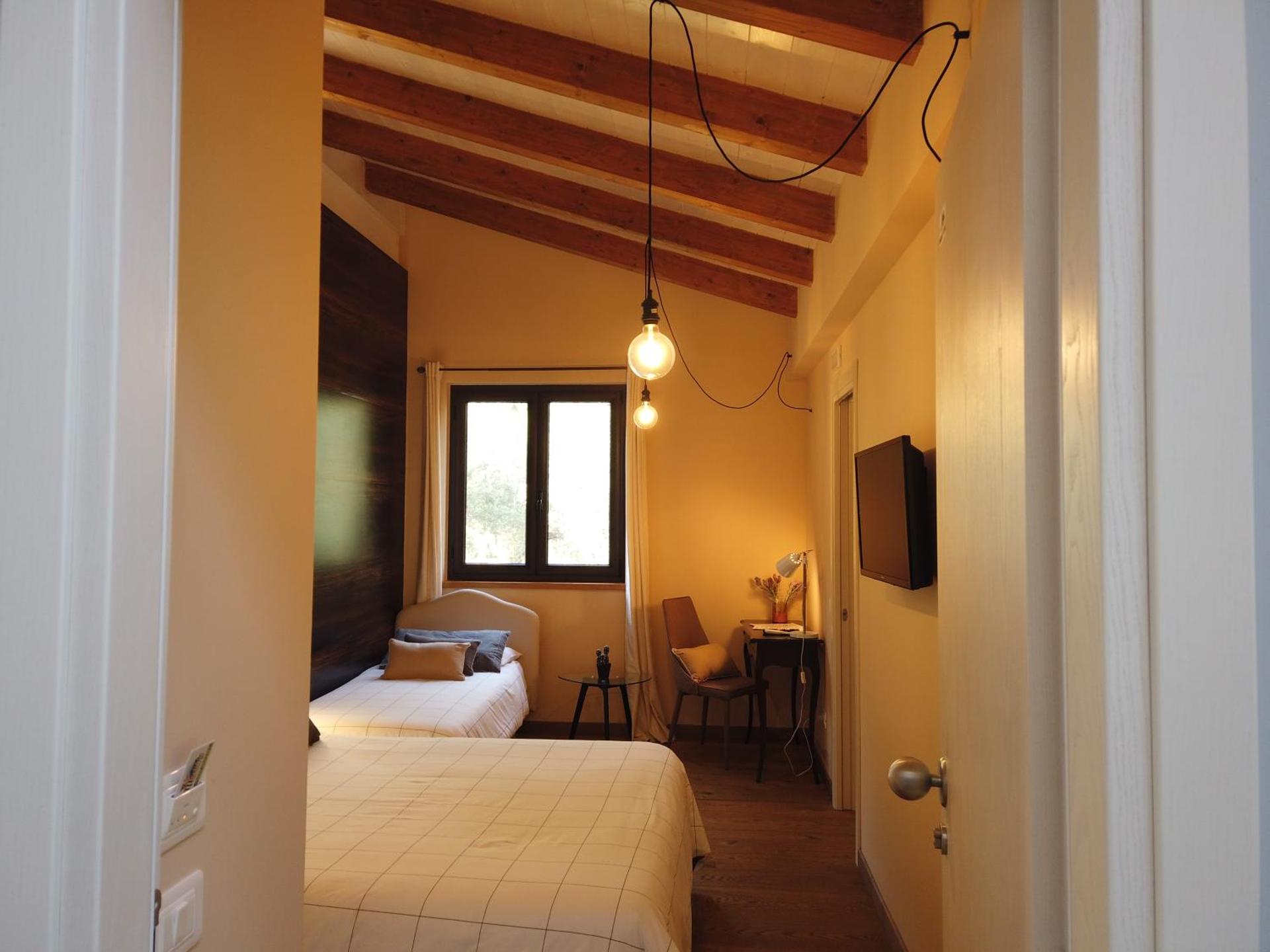 Photo of the whole room