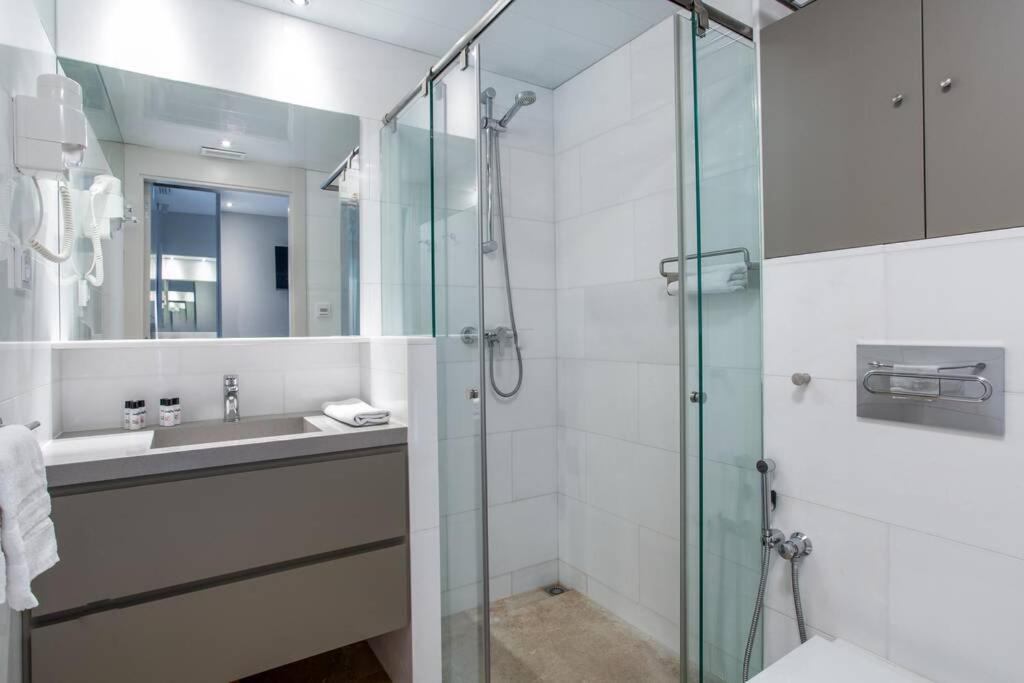 Kronos on the beach Suite 4