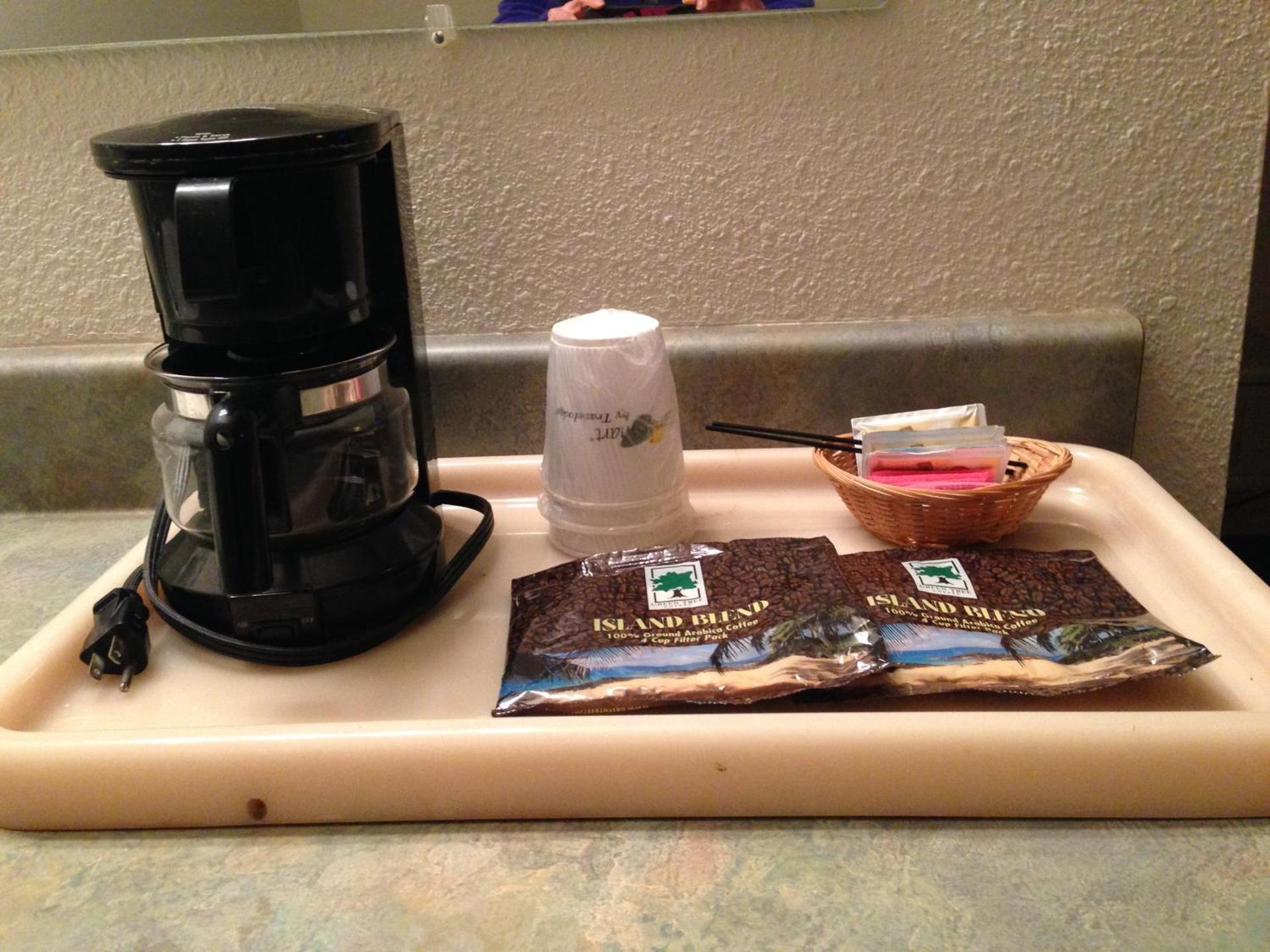 Queen Room - Non-Smoking