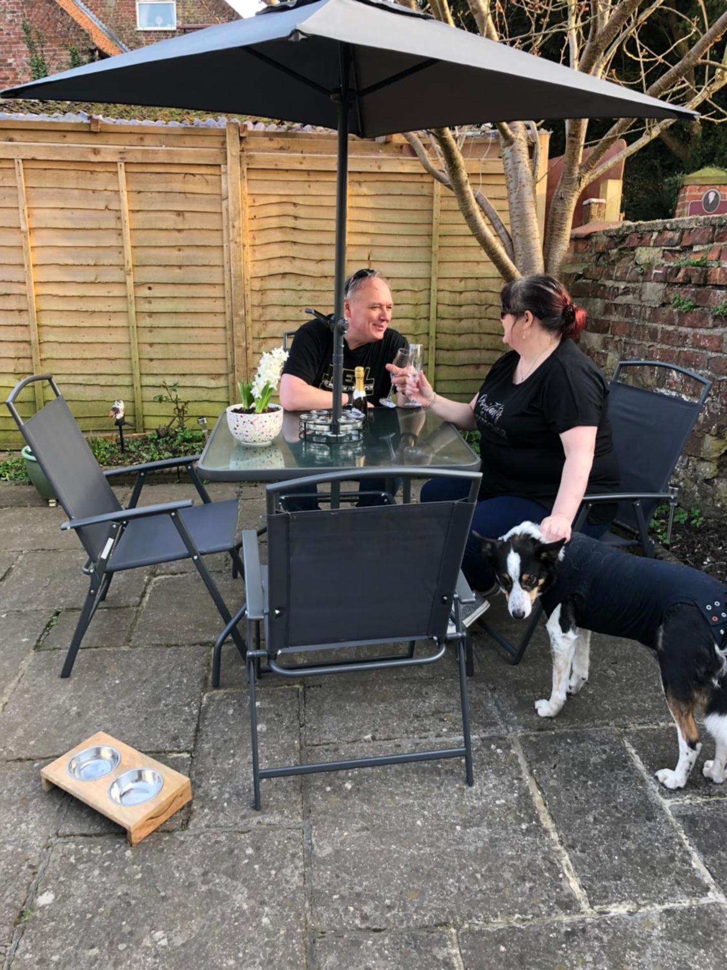 Mena Cottage, Cosy Country and Quaint.