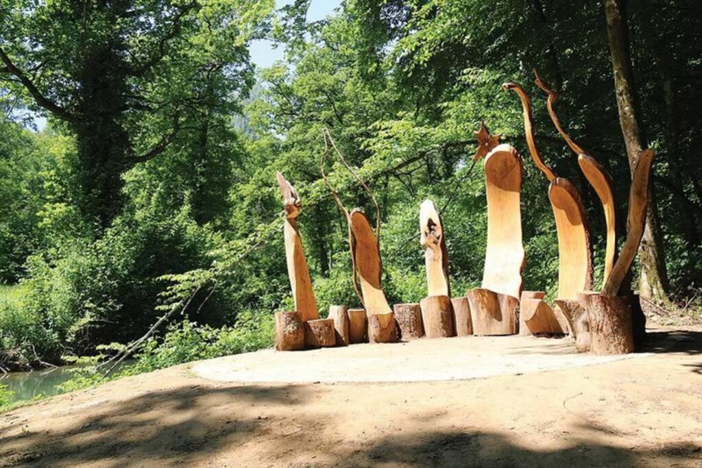 Le repaire des belettes Vallée de Rabais