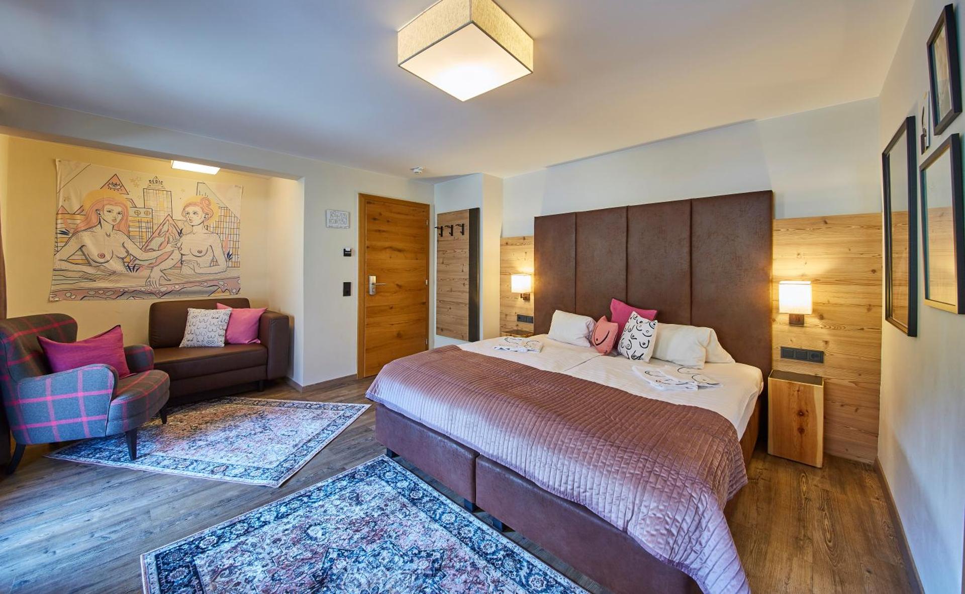 Photo of the whole room