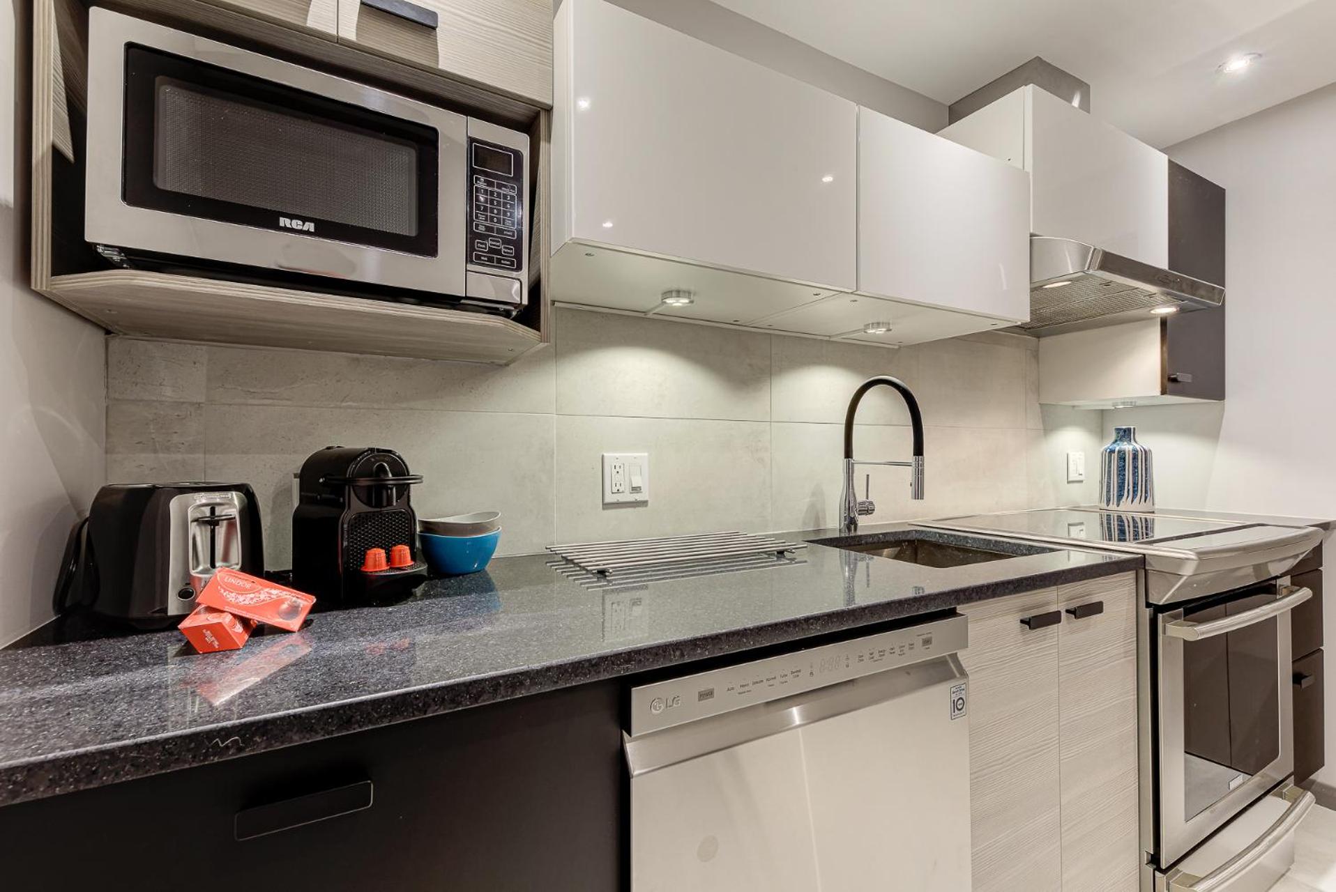 Coffee/tea facilities