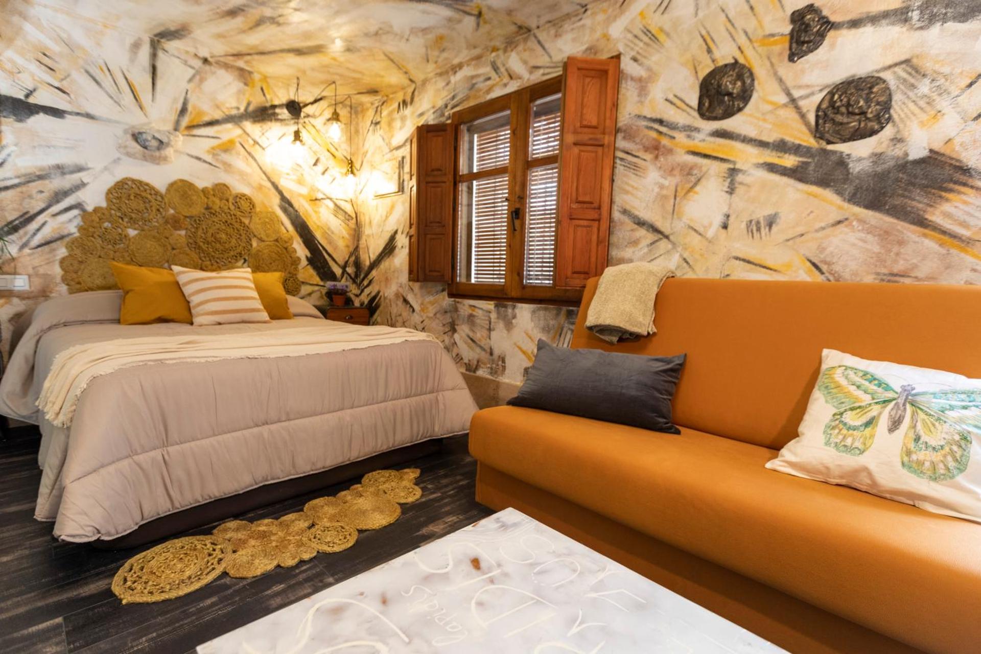 Domus Lapidis - La Galeria