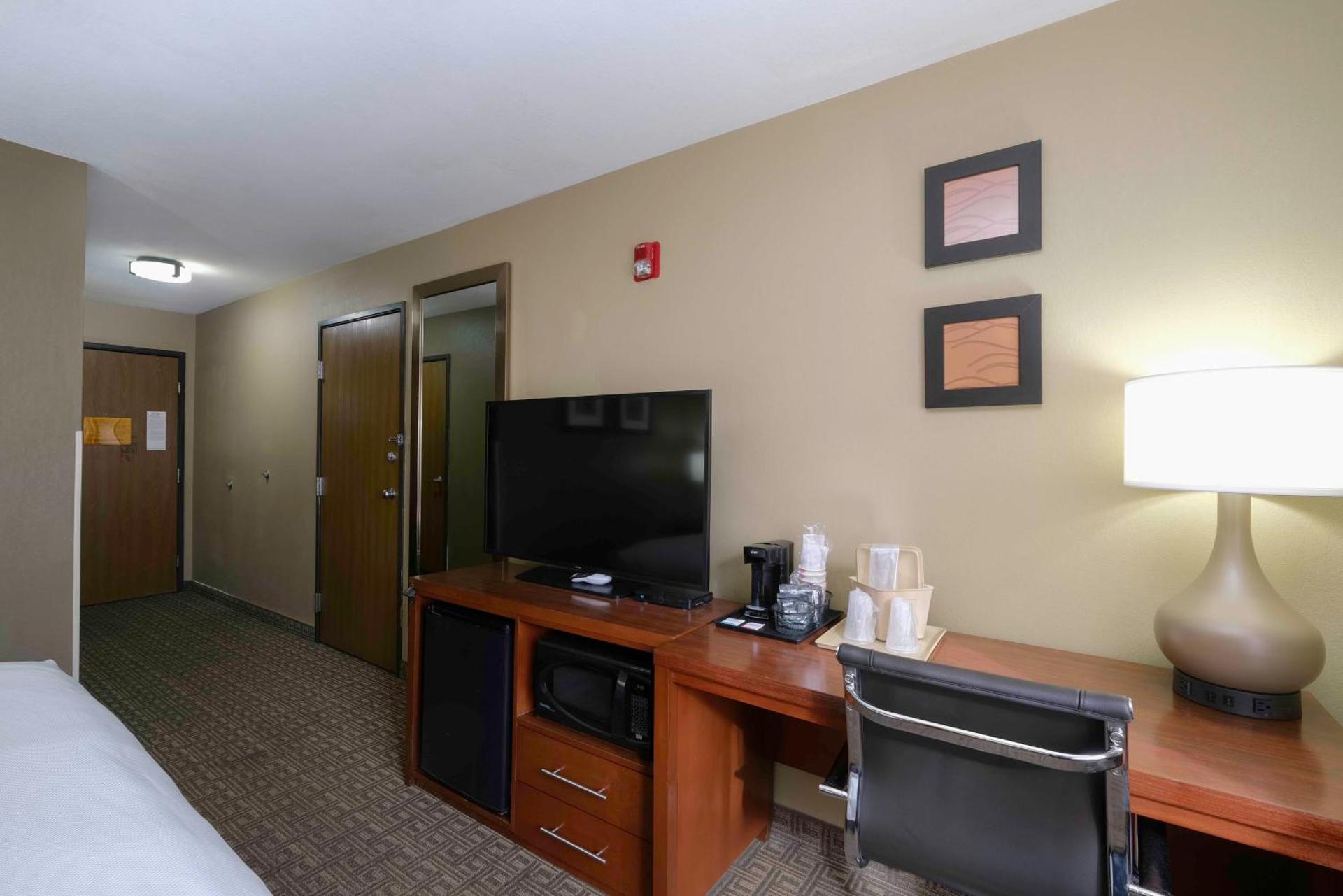 King Room - Non-Smoking